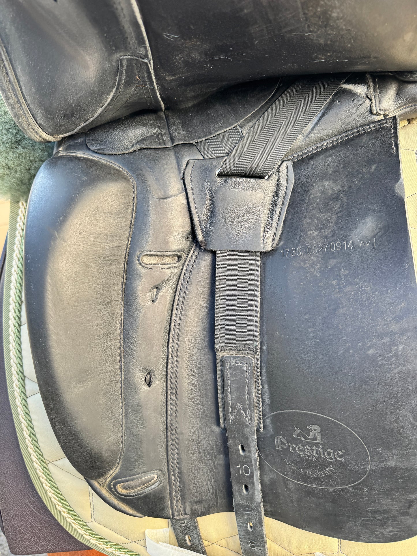 #87 Prestige Modena Dressursattel 17 Zoll 33