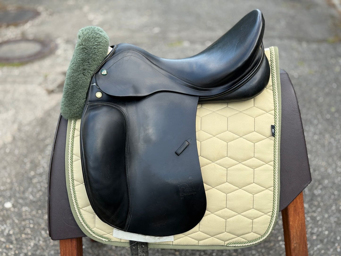 #K159 Prestige Top Dressage SP 18 Zoll 32