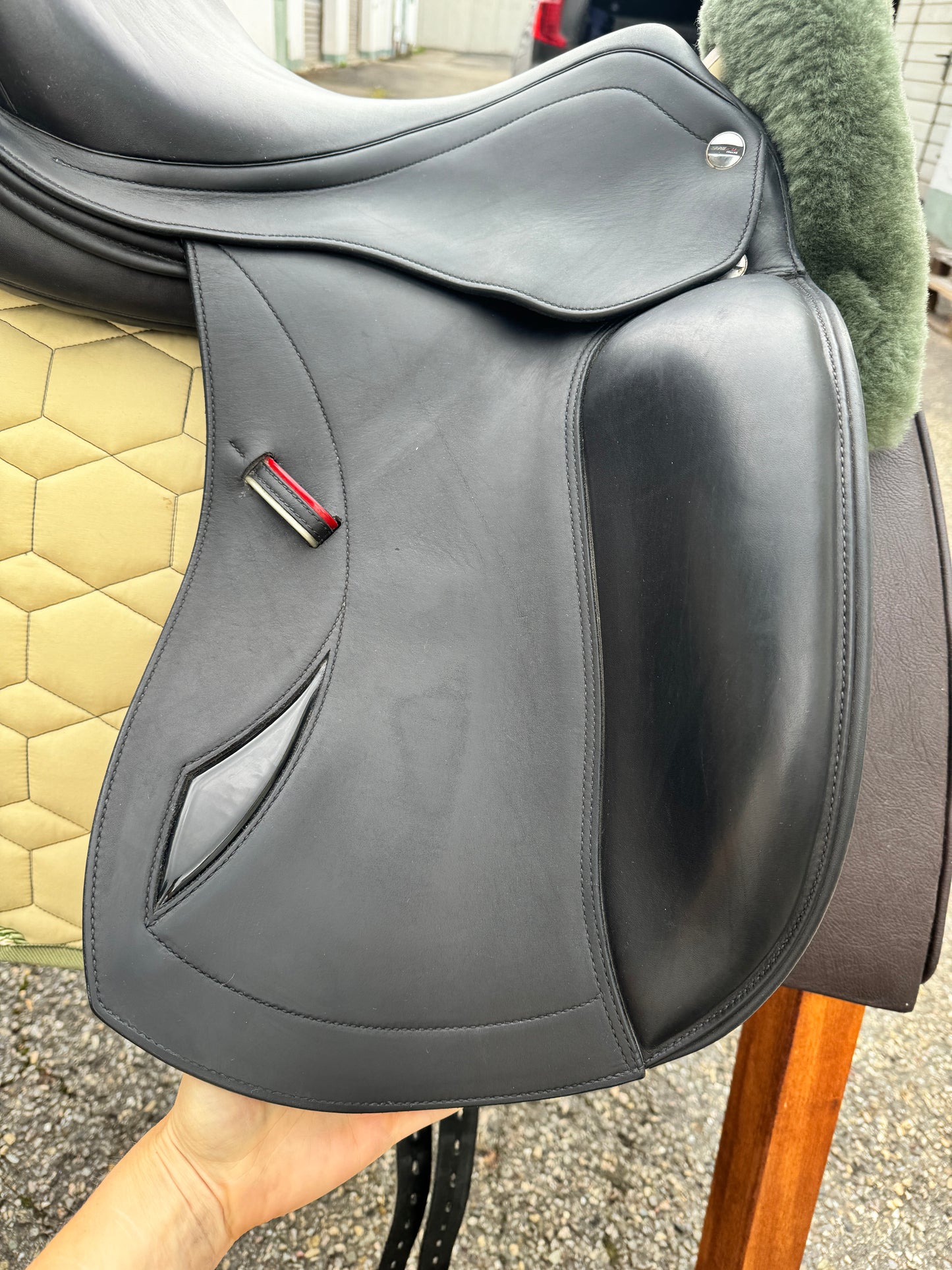 #K40 Silla de doma Erreplus Connect 17 pulgadas 34
