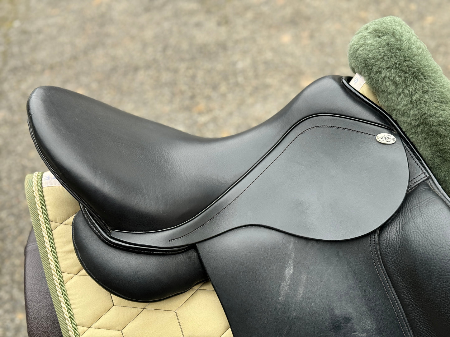 #55 Jorge Canaves dressage saddle Prototyp/Belgrano 17.5 inches