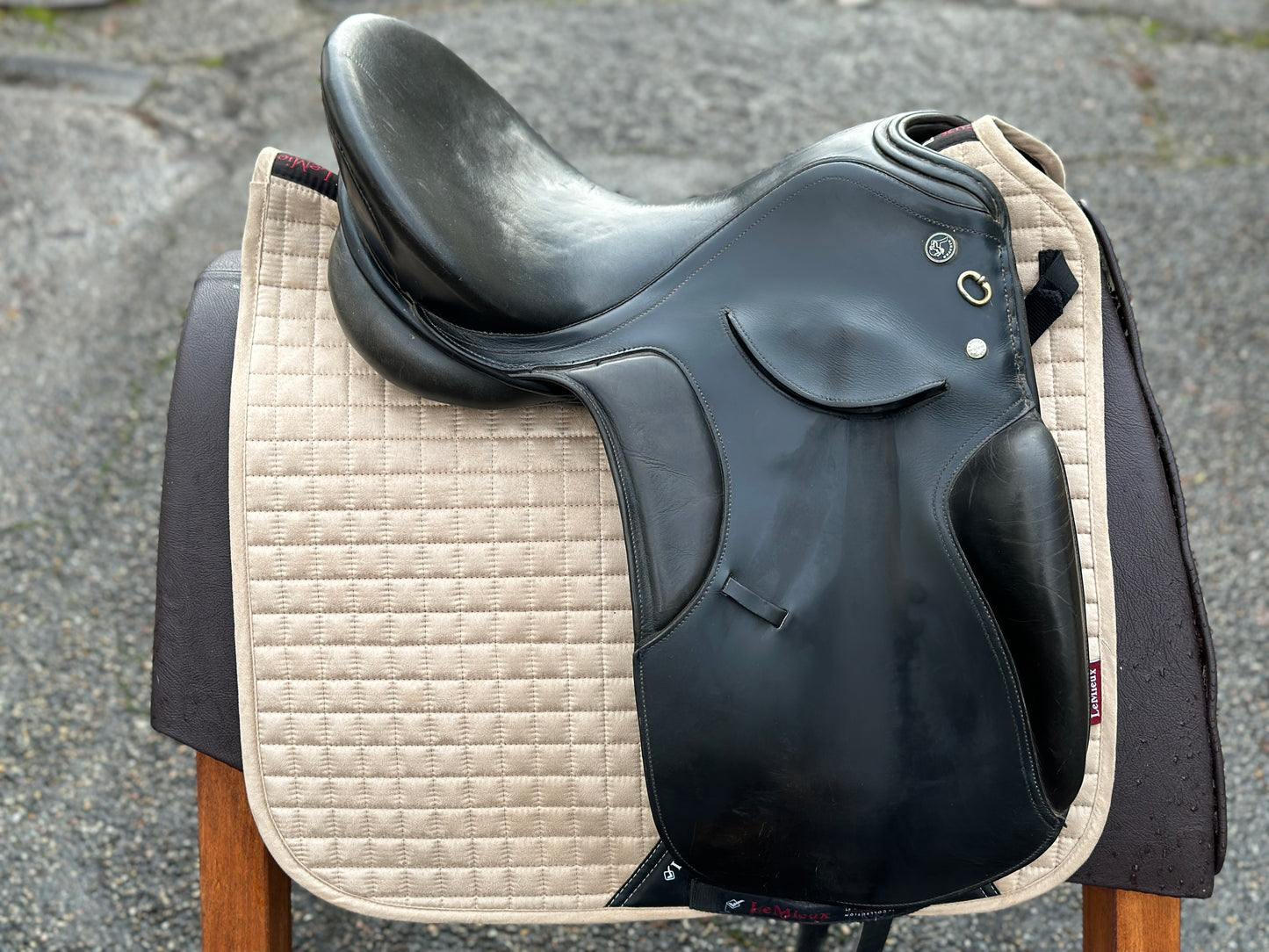 Kieffer Action Dressursattel 17 Zoll