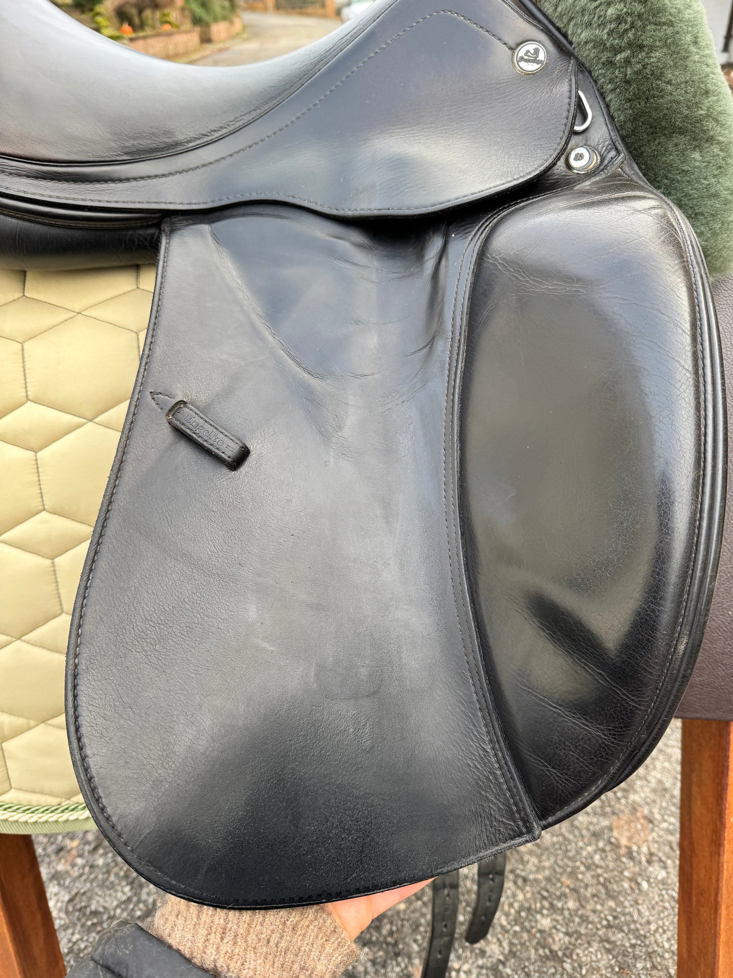 #70 Prestige D1 Dressursattel 17 Zoll M