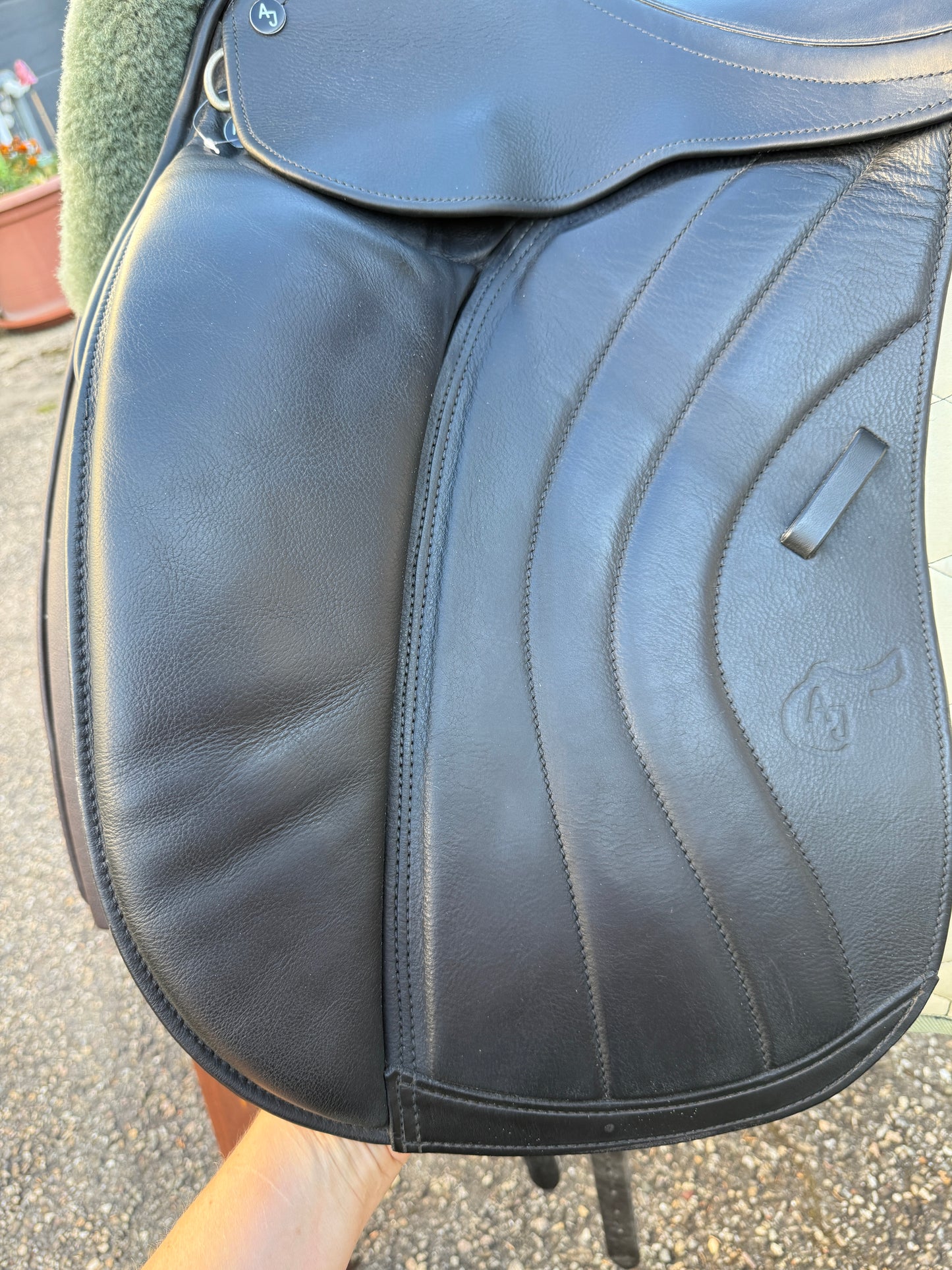 #K163 Sankey Just LS Dressursattel 18 Zoll MW schwarz aus 2023