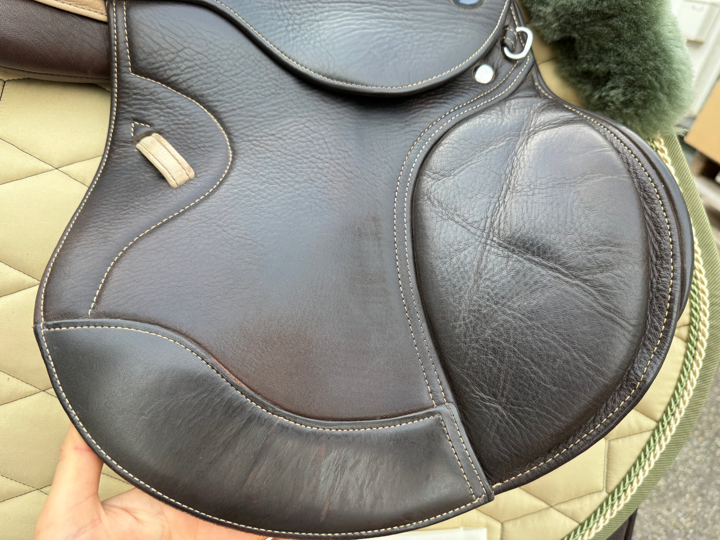 Ikonic Light Pony-Springsattel Hybrid 15,5 Zoll braun