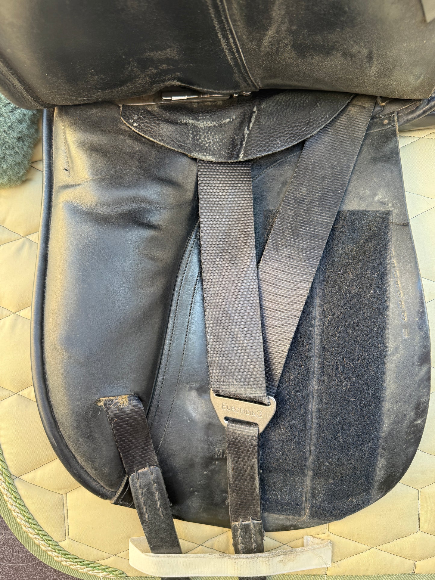 #K171 Euroriding Luxor Dressursattel 17,5 Zoll Fit 3