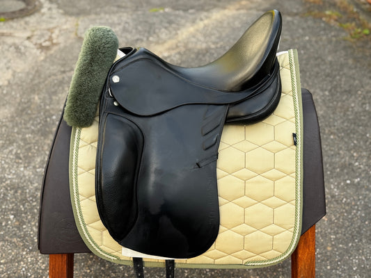 #112 Sommer Passion Dressursattel 17,5 Zoll Protectionkissen