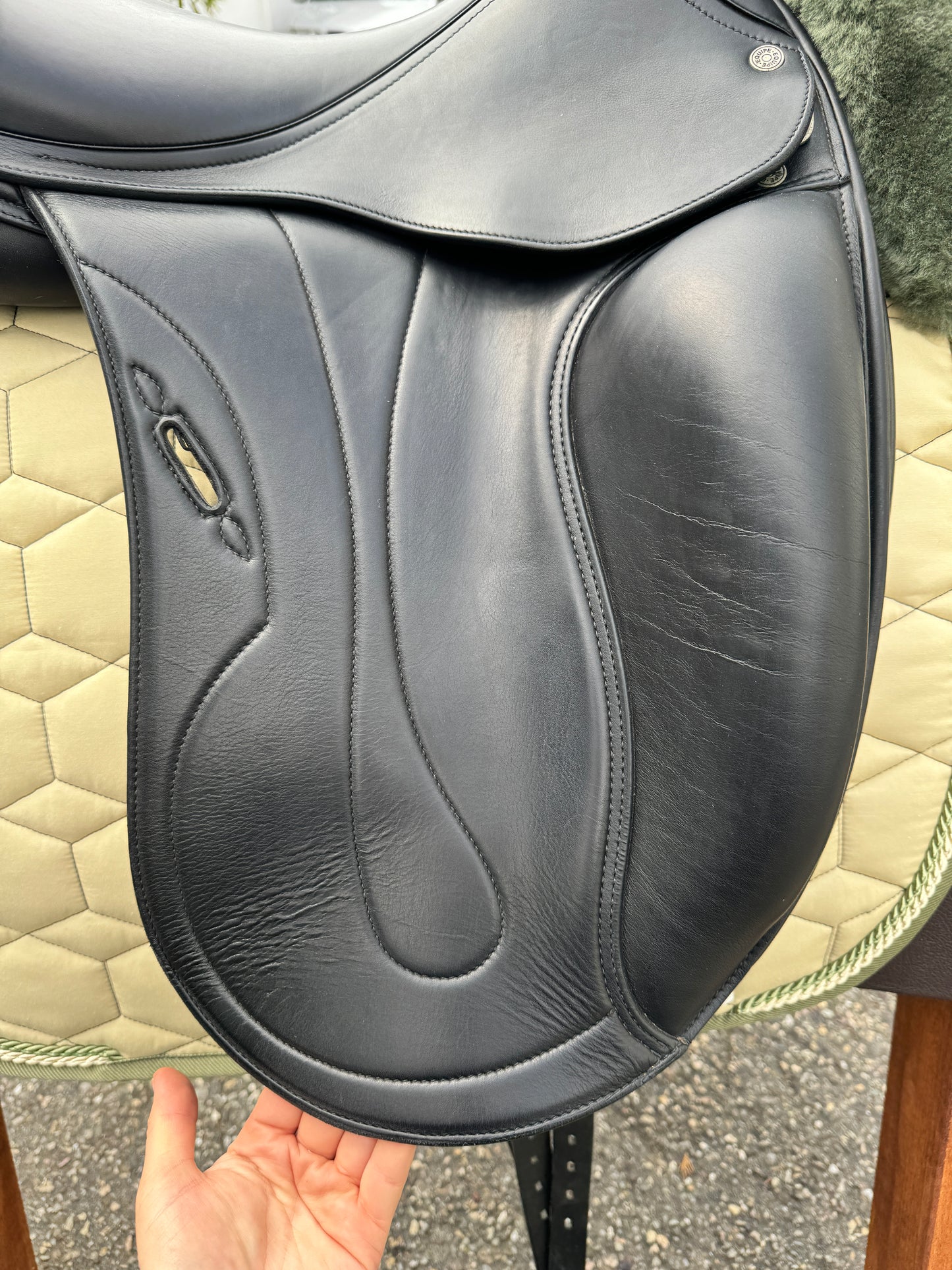 #K6 Selleria Equipe Oracle Special Dressage Saddle 17,5 pulgadas de 2022
