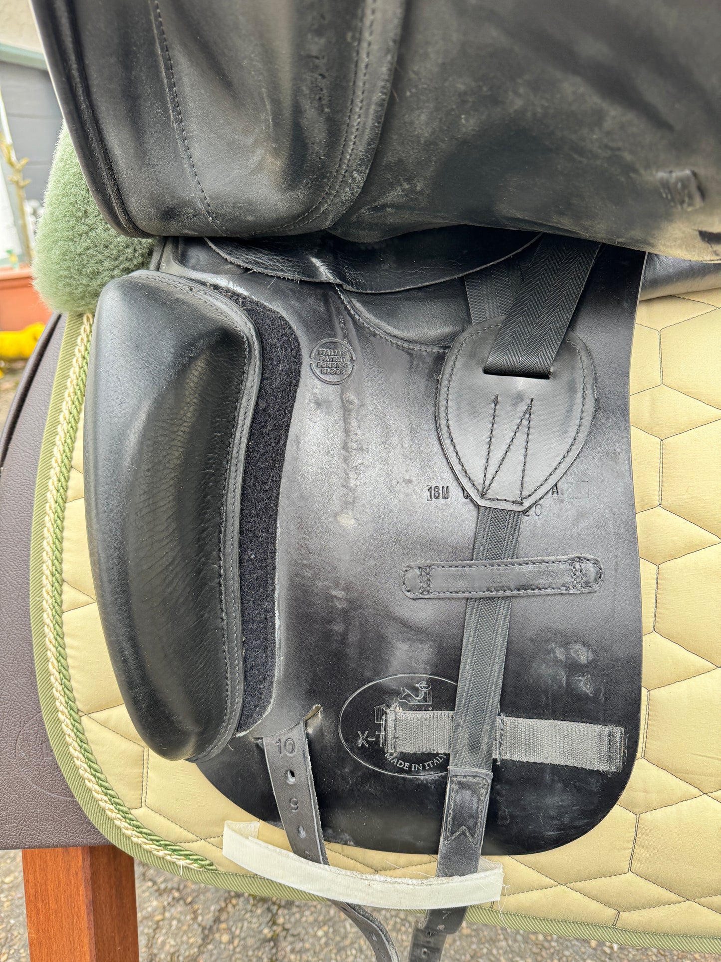 #K87 Prestige X-D2 Dressursattel 18 Zoll M mit Luftkissen von Engelke