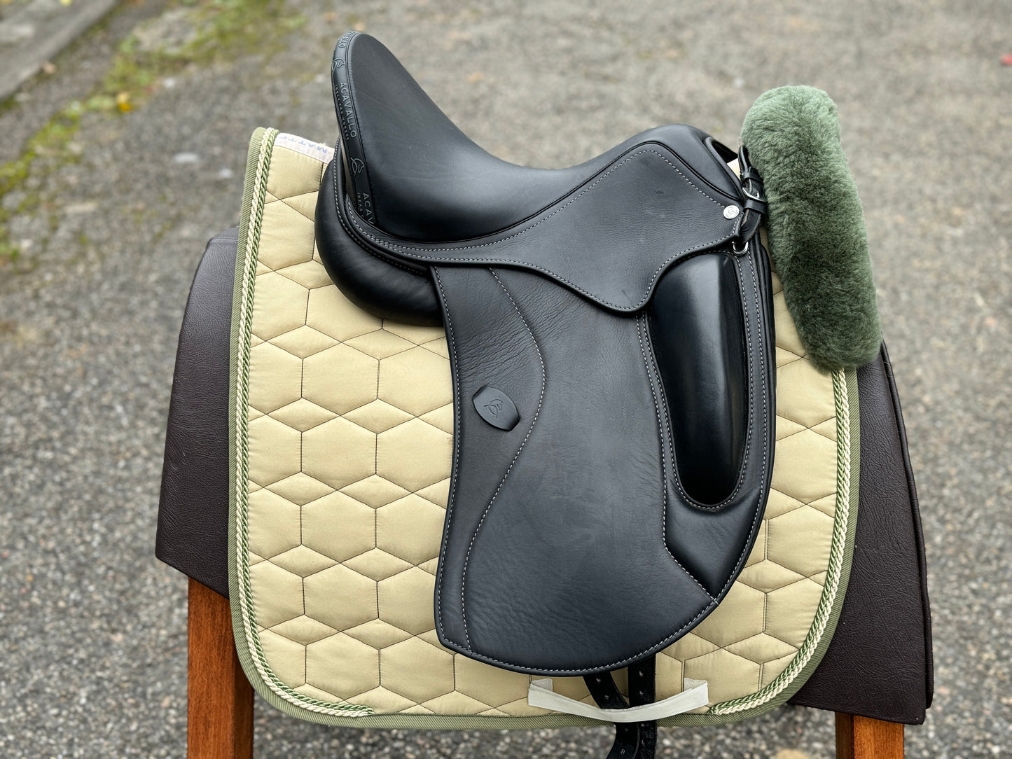 #K68 Acavallo Dressursattel Rafaello Monoblatt halbe Pausche 16,5 Zoll
