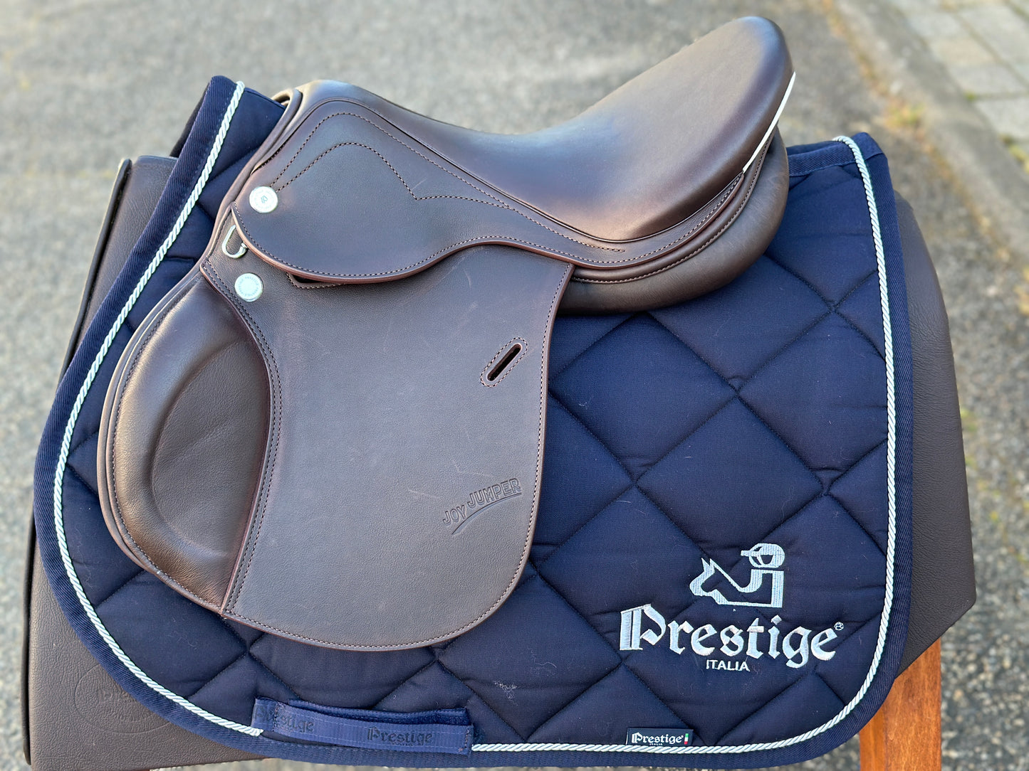 Sillín de salto Prestige Joy Jumper de 16 pulgadas NUEVO