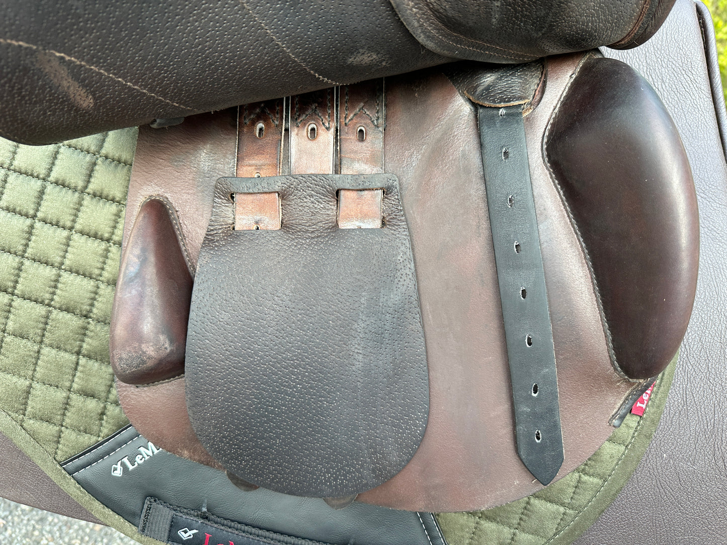 Amerigo Vega Spezial Springsattel braun 18 Zoll