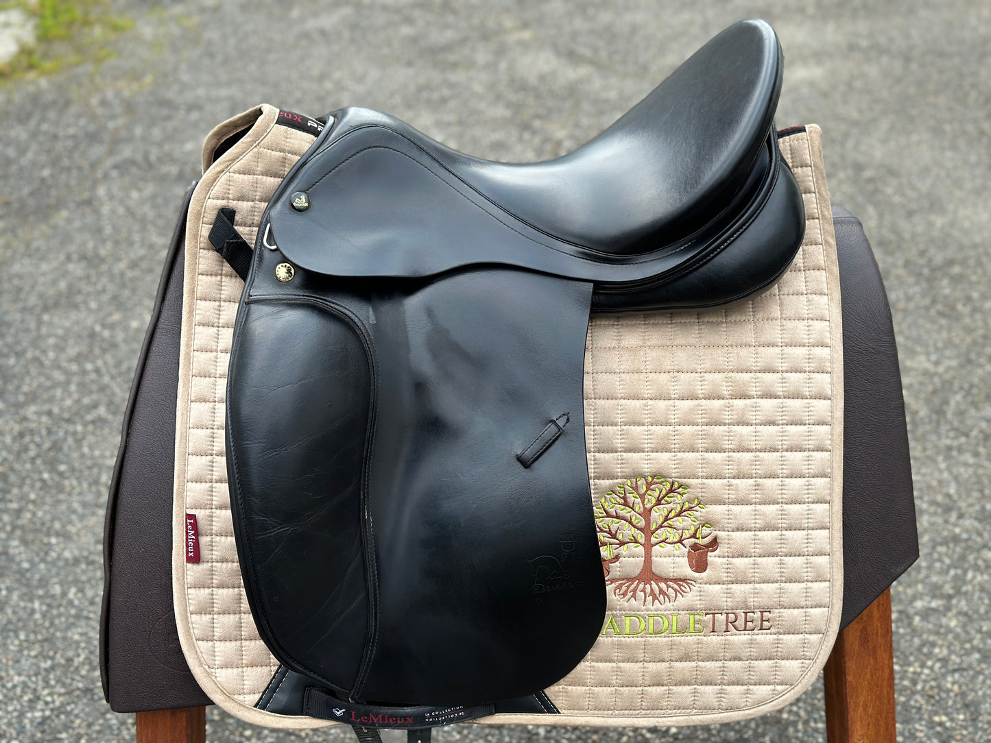 Prestige Top Dressage SP 17 Zoll +2 Keilkissen wie Modena