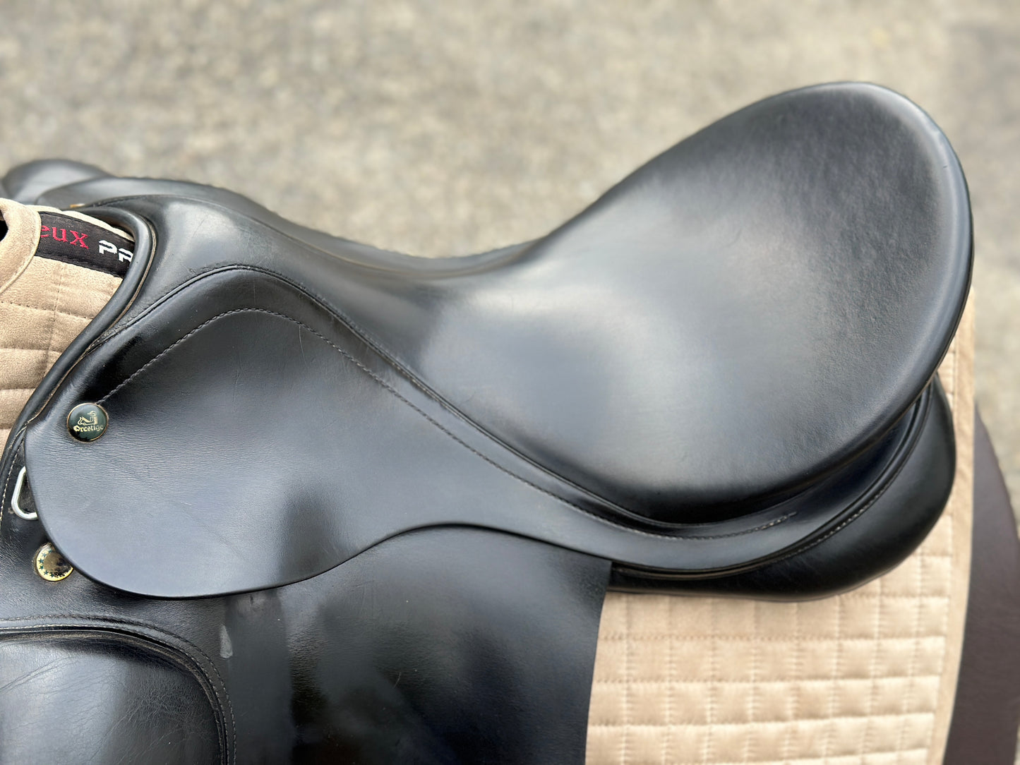 Prestige Top Dressage SP 17 Zoll +2 Keilkissen wie Modena