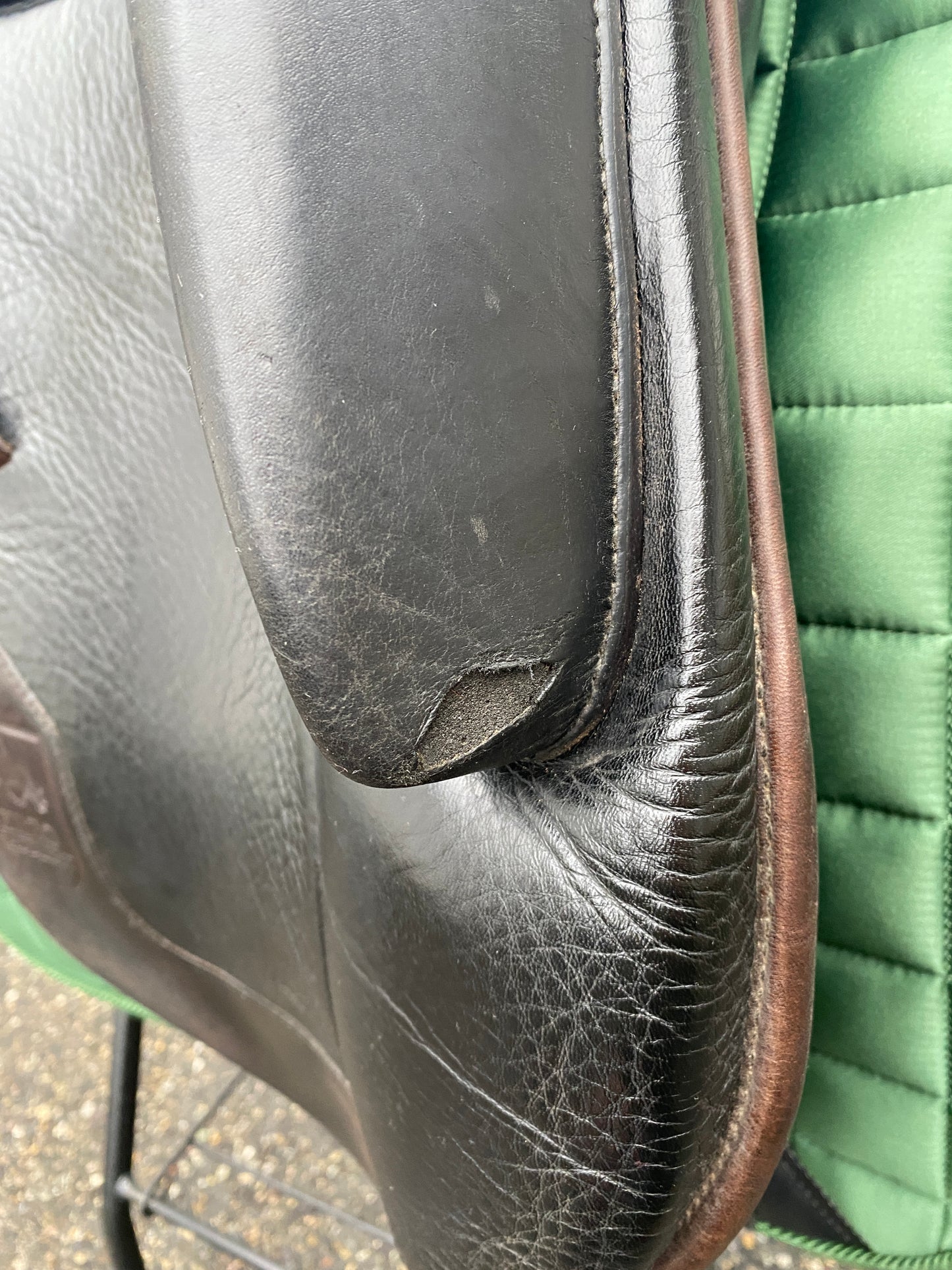 Hennig ESF Ergo Saddlefit Platin Dressursattel Monoblatt 17,5 Zoll