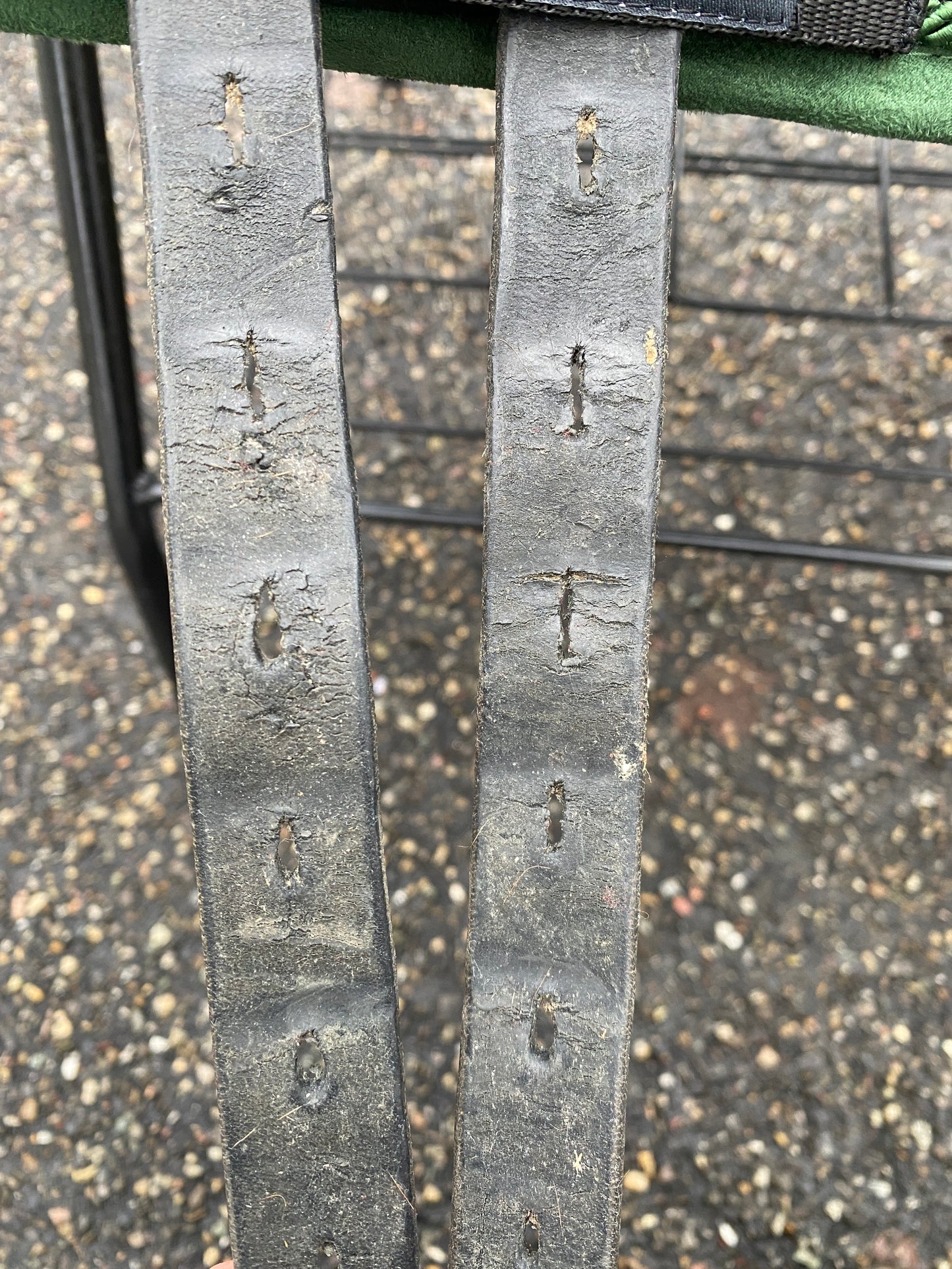 Hennig ESF Ergo Saddlefit Platin Dressursattel Monoblatt 17,5 Zoll