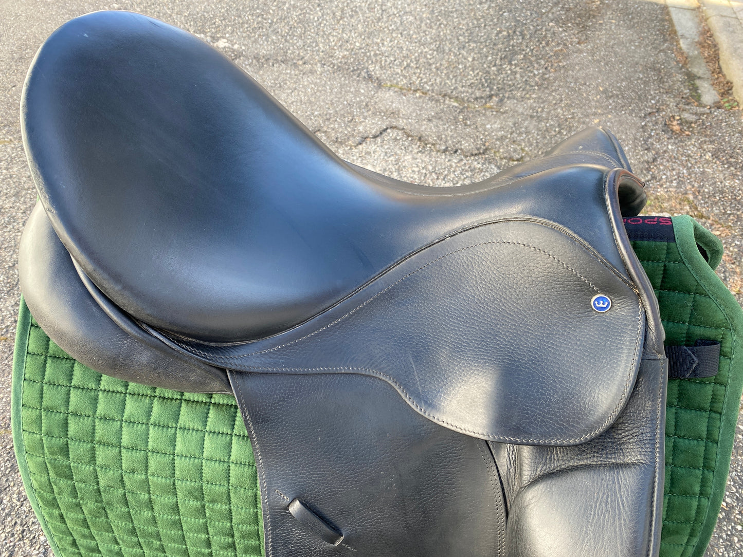 Queen Dressage Dressursattel 17,5 Zoll