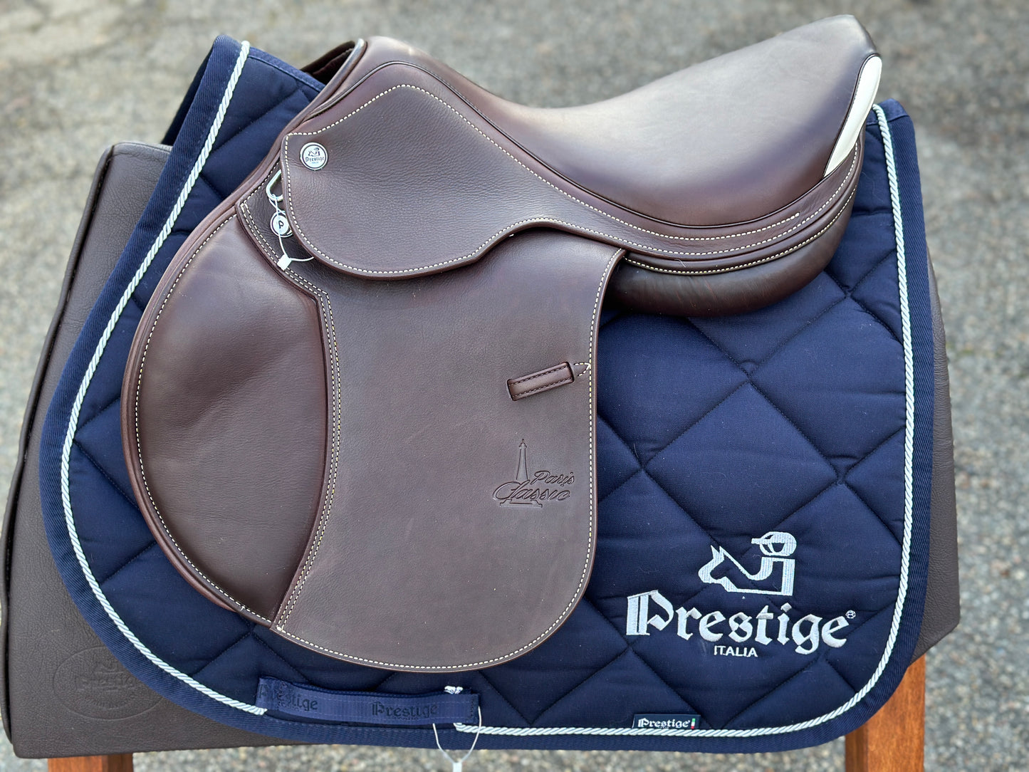Prestige Paris Classic jumping saddle NEW