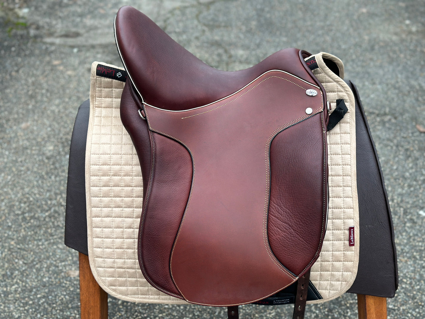 Jorge Canaves Pradera Dressage Saddle Baroque Saddle Working Equitation NEW