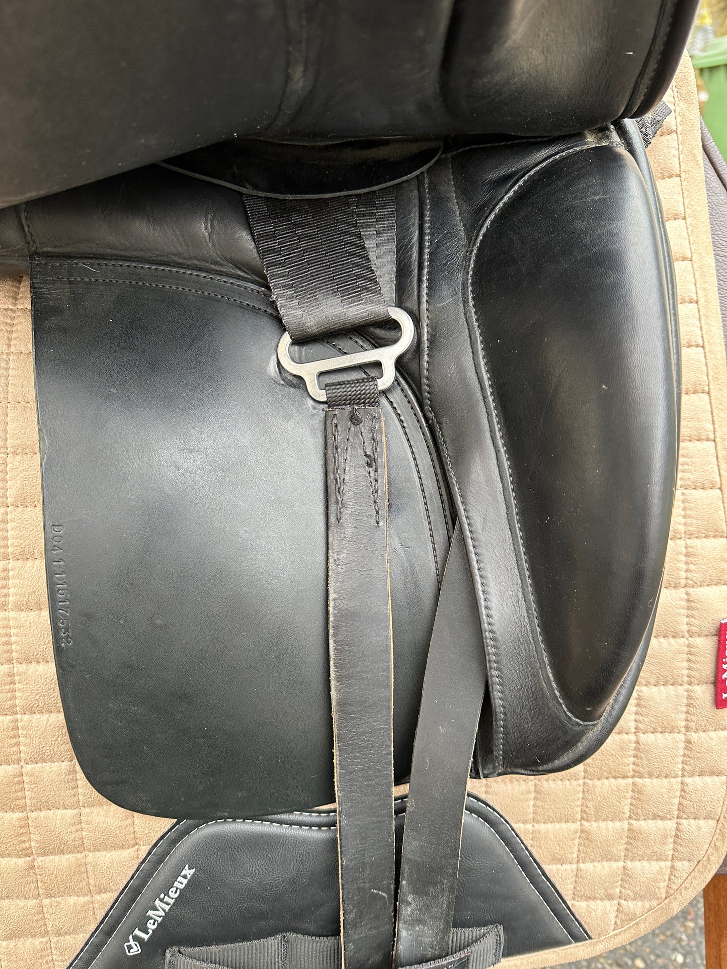 3S Dressursattel 17,5 Zoll mit Stabilizerkissen