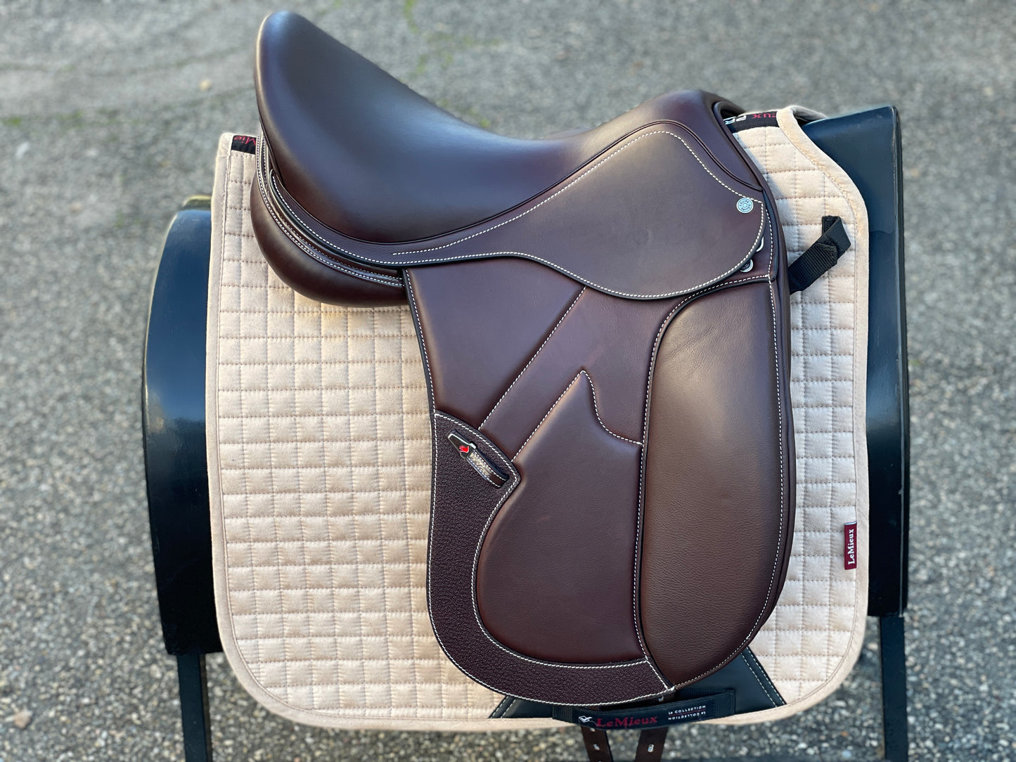 Selleria Equipe Bocelli Monoblatt Dressursattel NEU