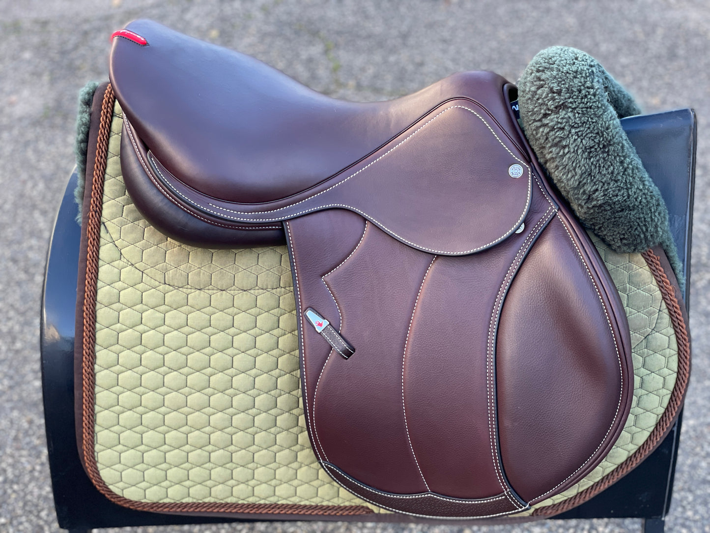 Selleria Equipe Evolution Special Springsattel NEU