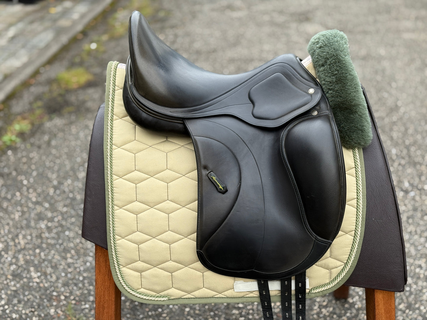 #175 Amerigo Cervia II Pinerolo Dressursattel 17,5 Zoll +1