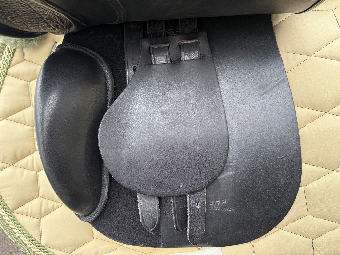 #232 Sommer Remos Pulse VS-Sattel 17,5 Zoll aus 2022