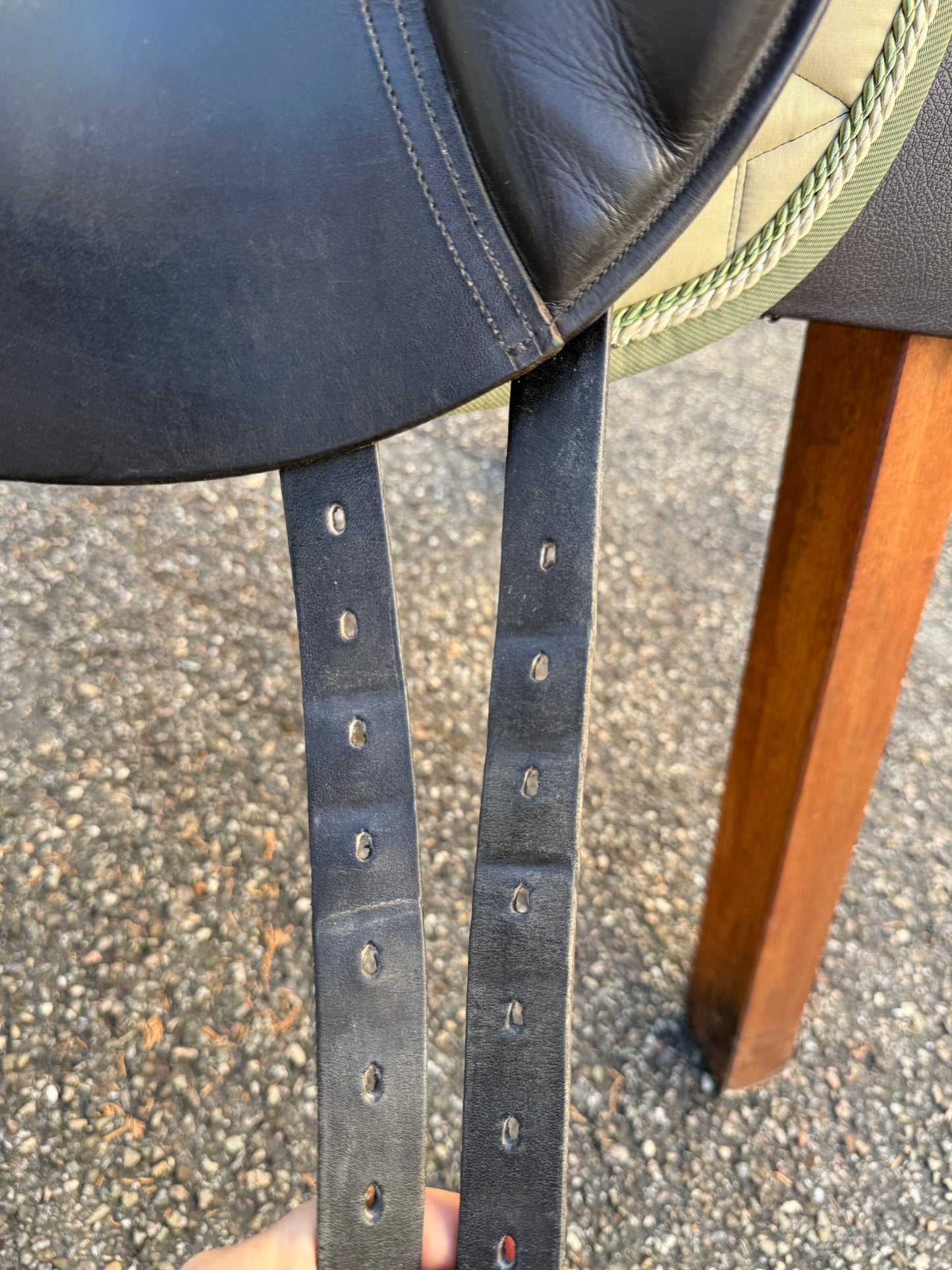 #K171 Euroriding Luxor Dressursattel 17,5 Zoll Fit 3
