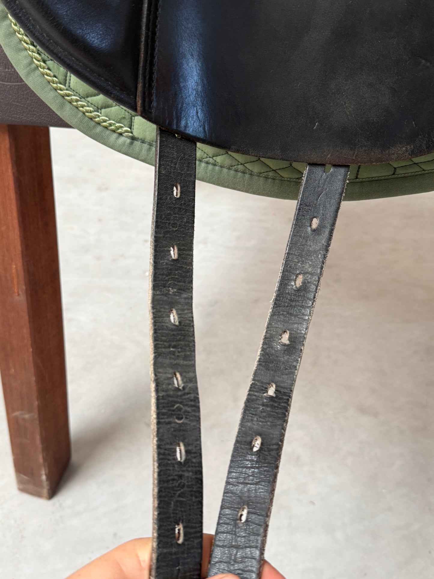 Prestige Hippos Dressage Dressursattel 17 Zoll 33