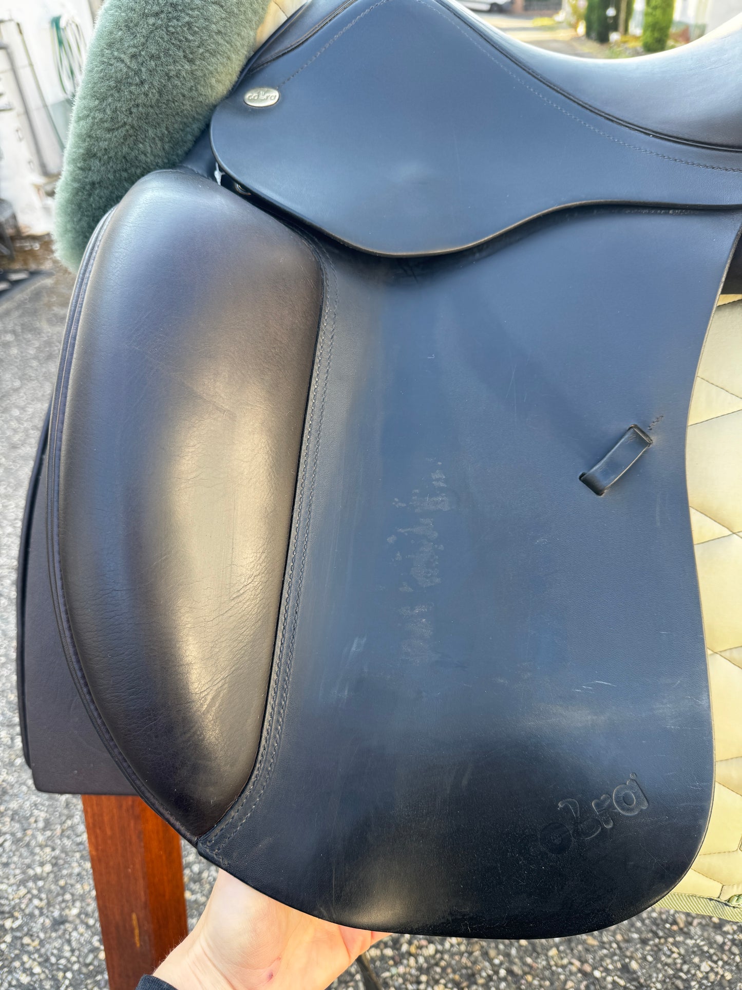 #145 Cobra Dressursattel 17,5 Zoll dunkelbraun