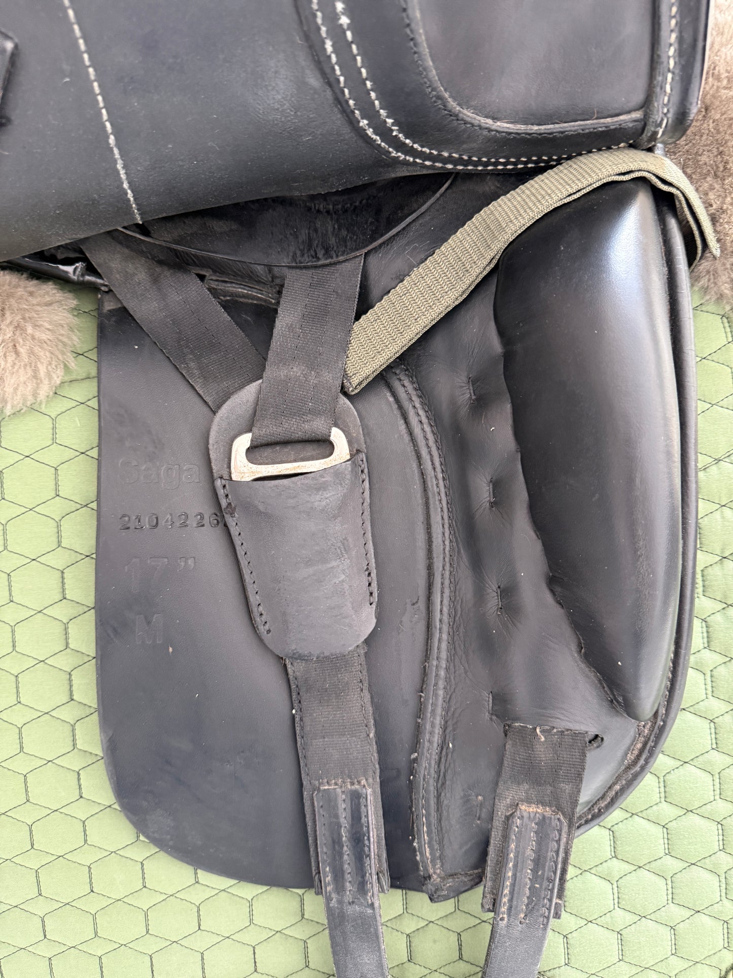 Seabis Saga Revolution Dressursattel 17 Zoll aus 2023