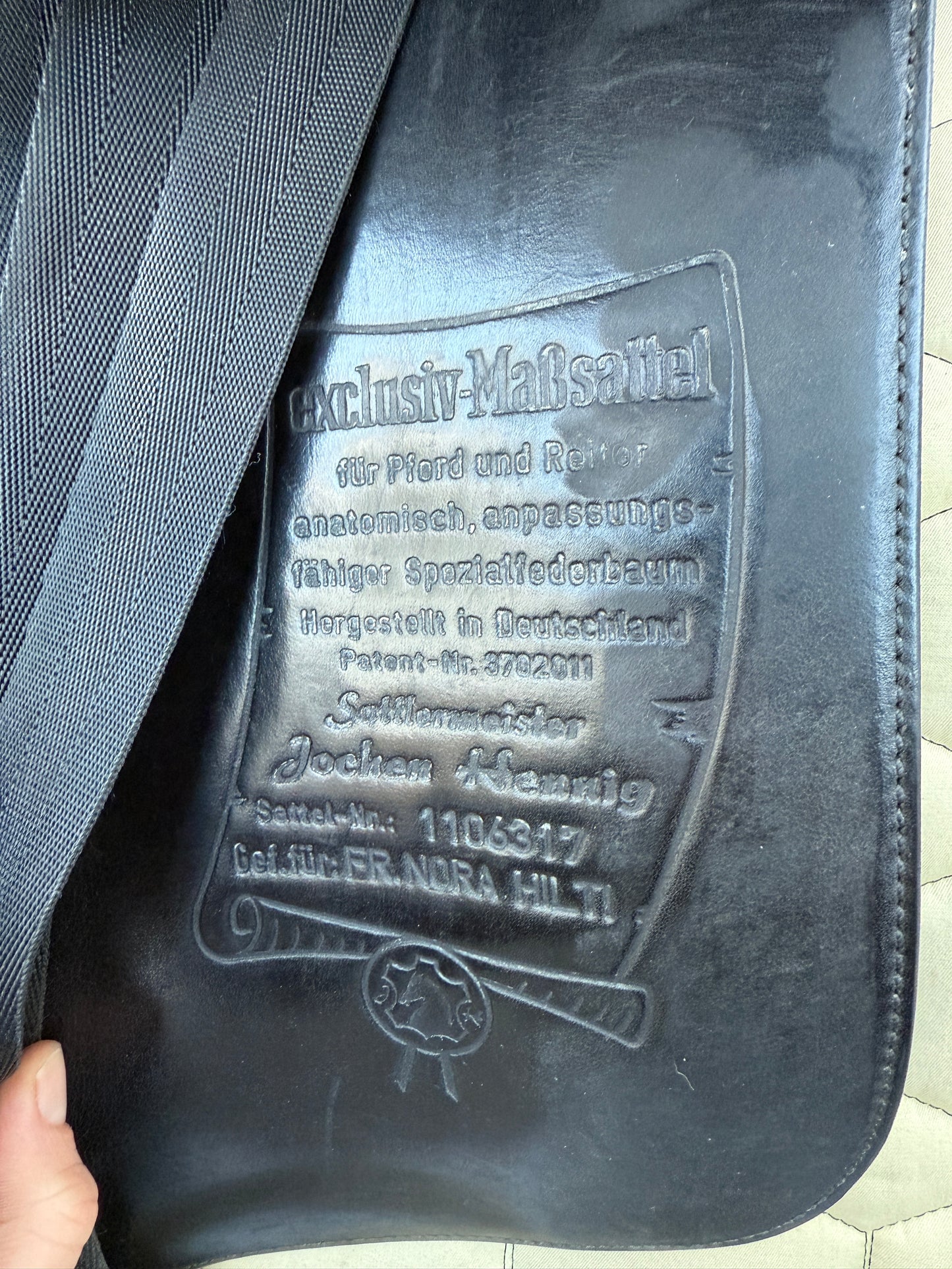 #252 Hennig Dressursattel 17 Zoll Doppelblatt