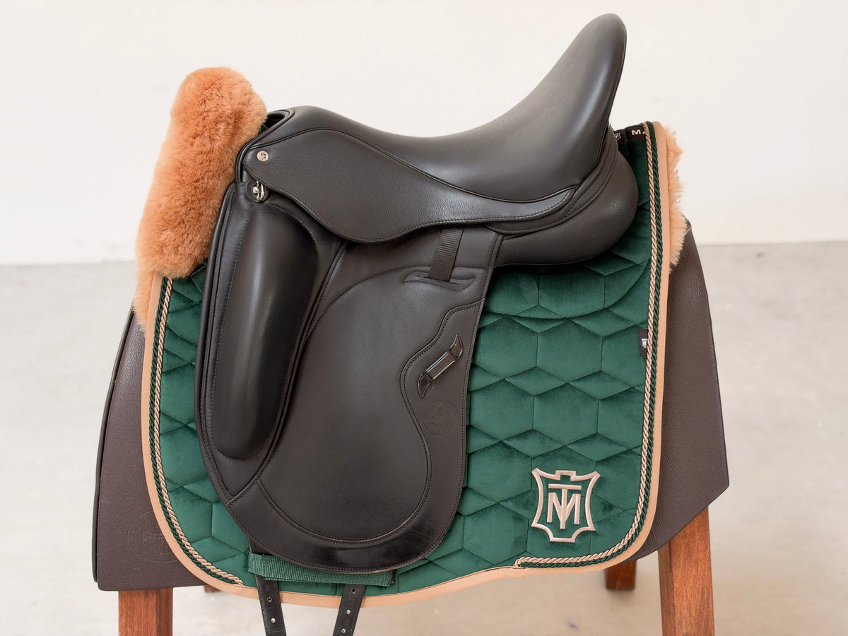 Custom Envy Aviar Dressursattel Aurora 17,5 Zoll wie NEU