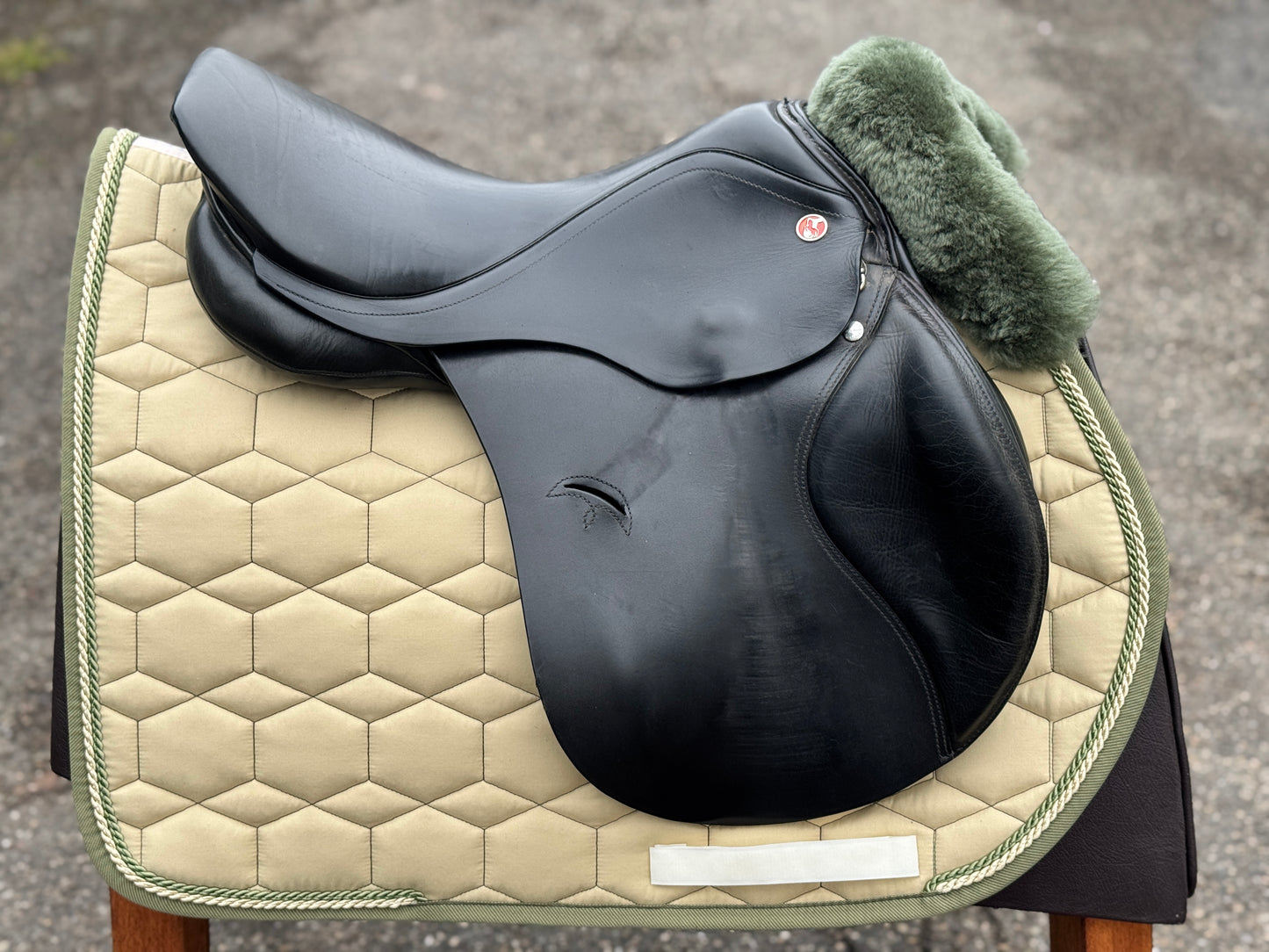 #K120 Kieffer Dublin Exklusiv Springsattel 17,5 17 Zoll