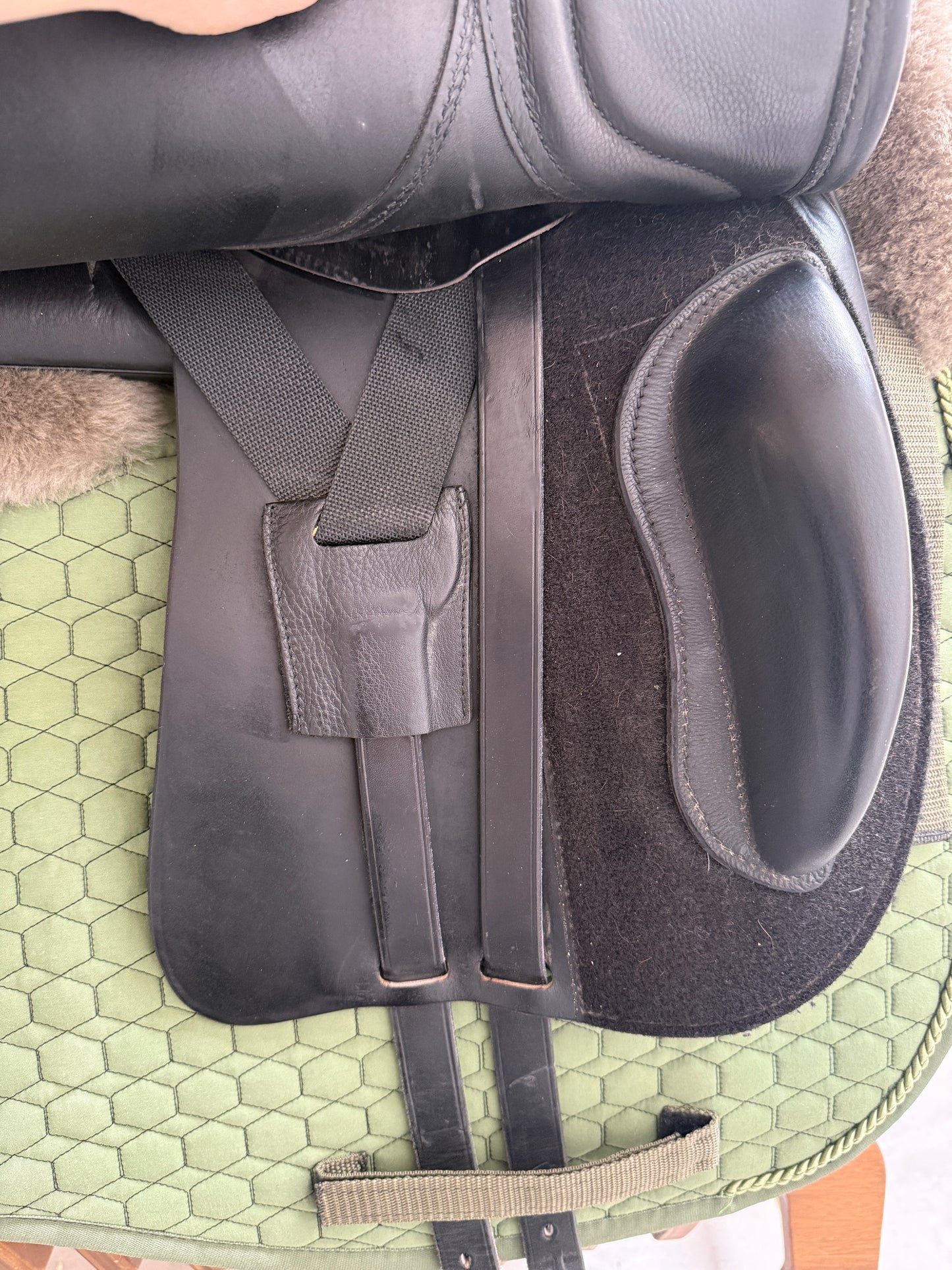 Sommer Somero Dressursattel 17,5 Zoll Protection Kissen aus 2023