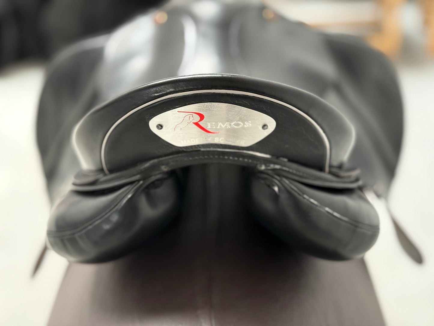 Sommer Remos Montana VS-Sattel 17,5 Zoll aus 2024