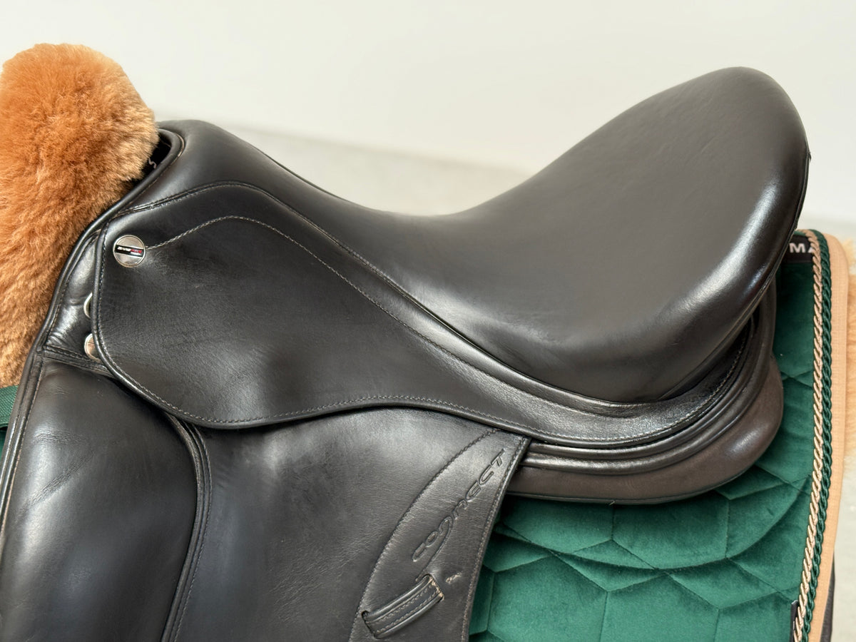 Erreplus Connect Dressursattel 17 Zoll 33 Schulterfreiheit