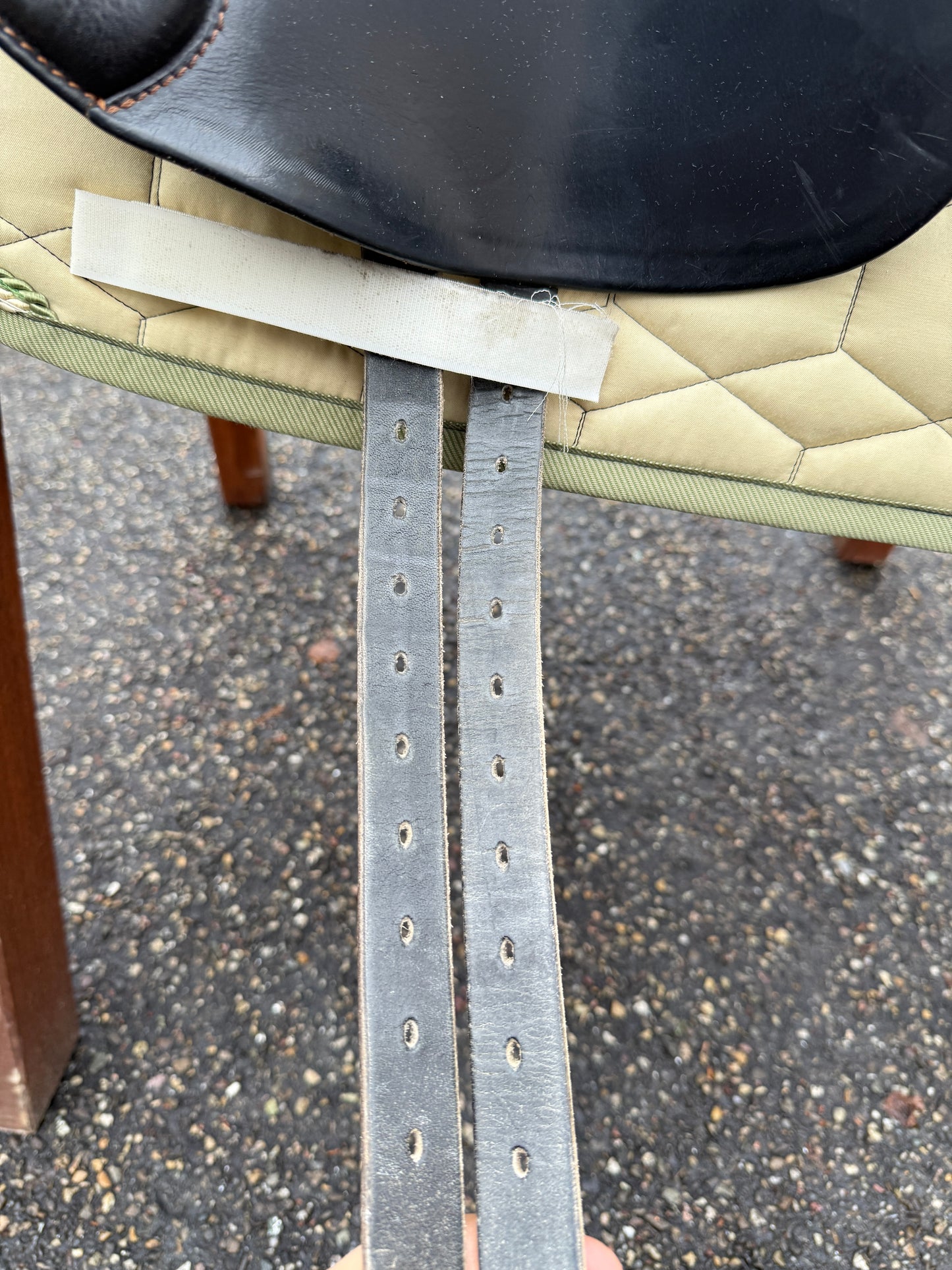 #245 Sommer Somero Dressursattel 17 Zoll H7 Protection Compact Kissen