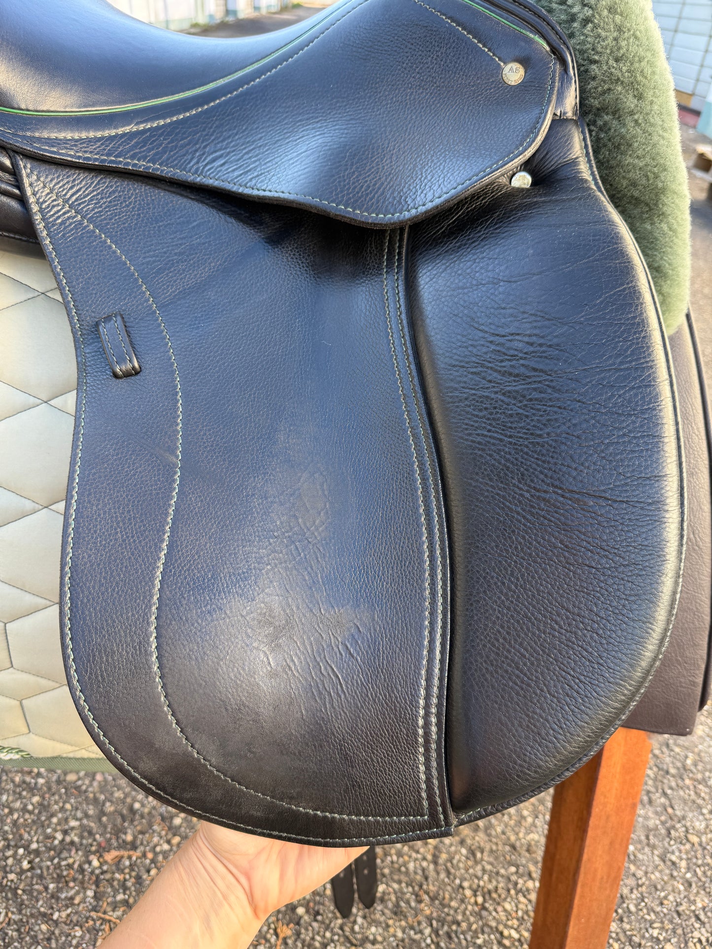 #K174 Schleese Bubi Dressursattel schwarz 17,5 Zoll