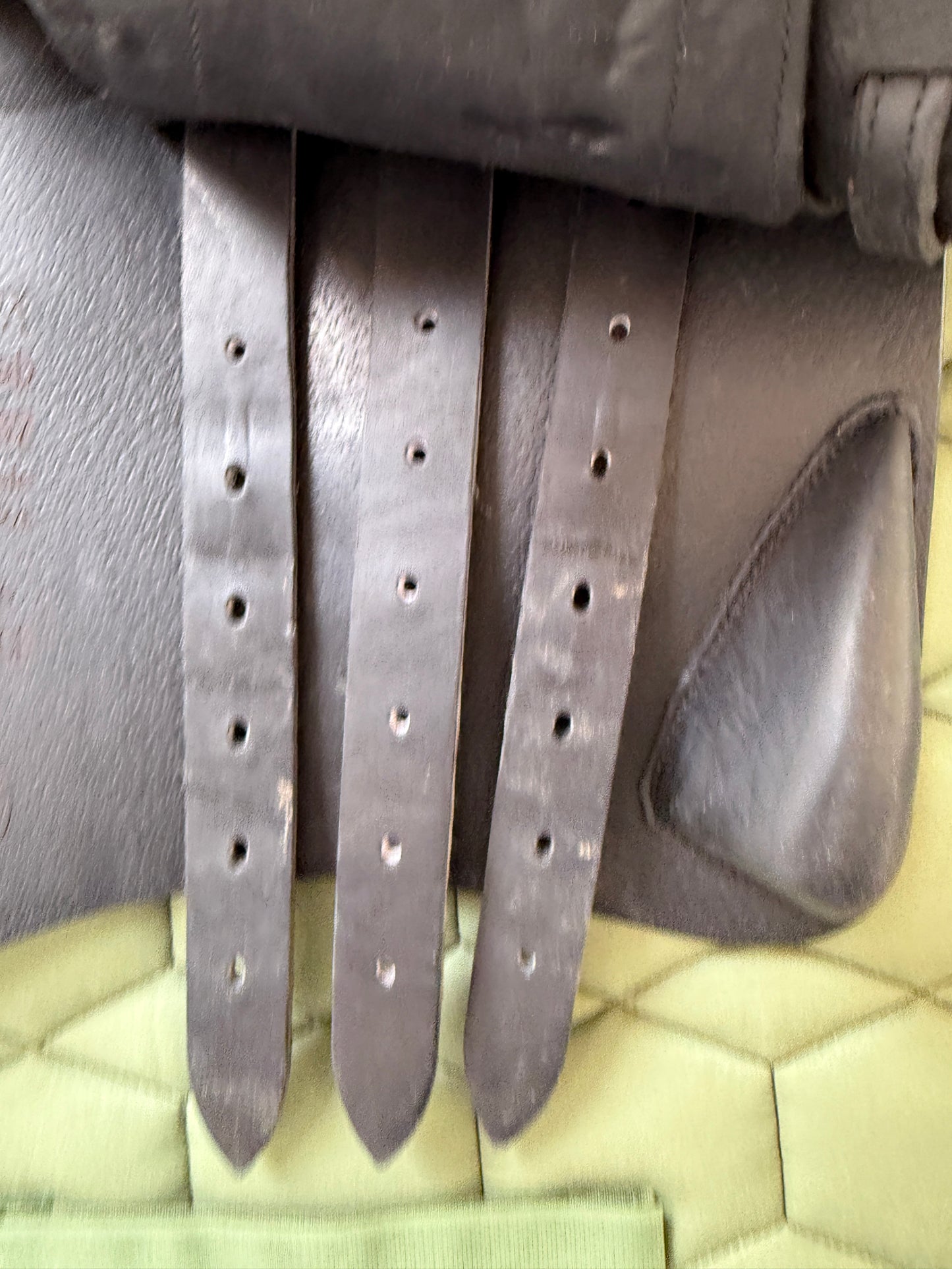 Devoucoux Biarritz LAB Springsattel 18 Zoll schwarz
