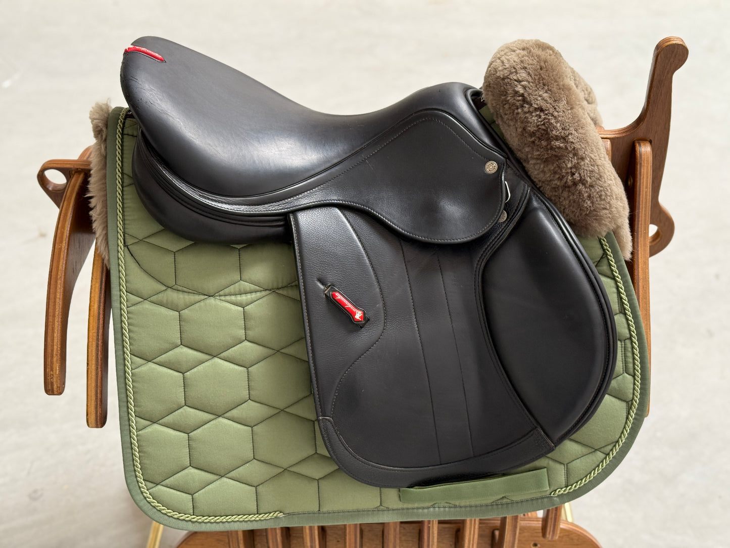 Selleria Equipe Boulevard Springsattel 17,5 Zoll aus 2022