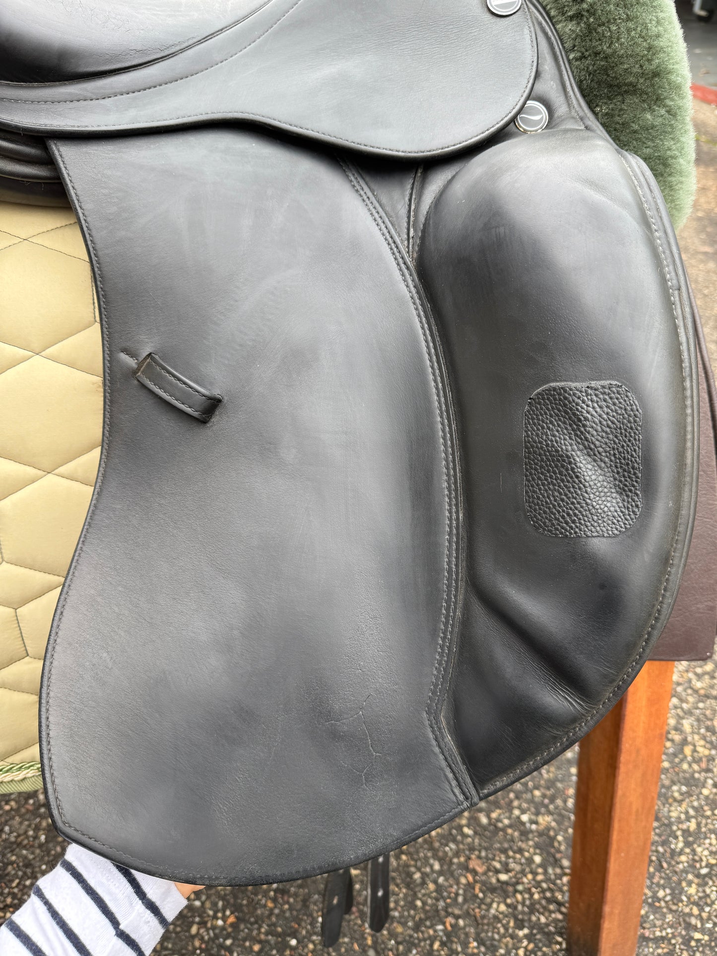 #237 Erreplus Adelinde Dressursattel 17 Zoll 34