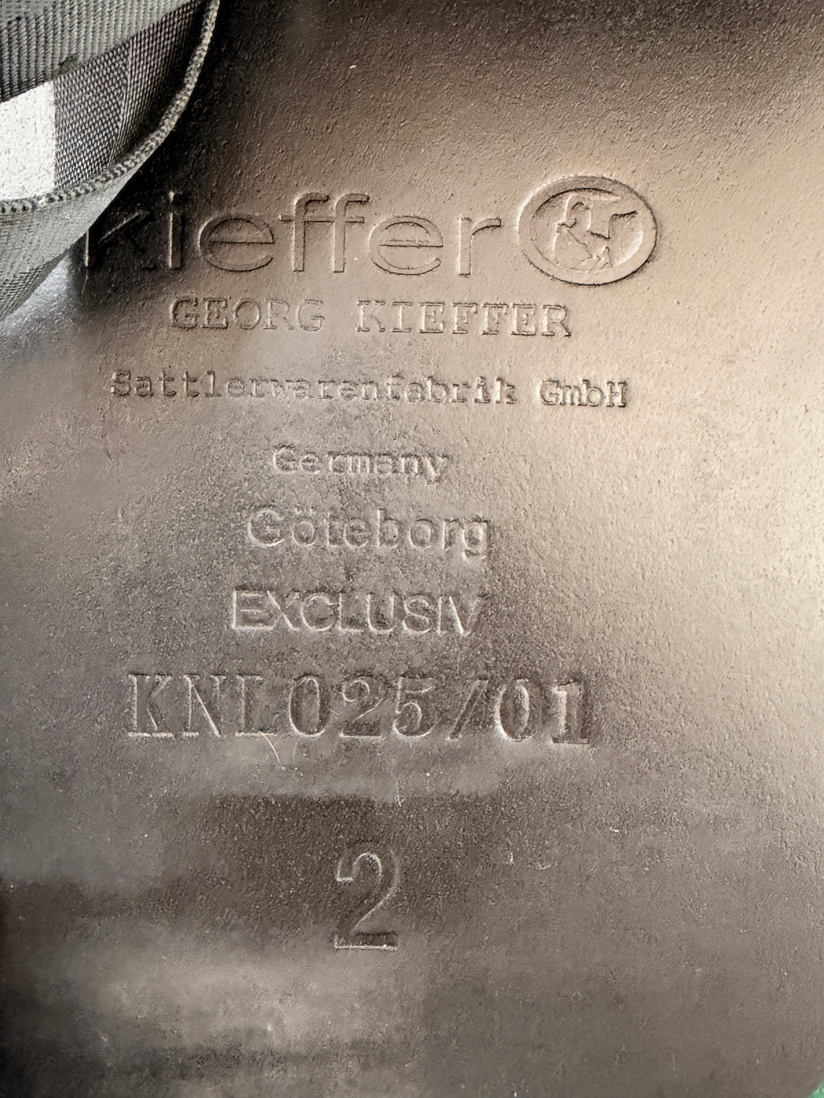 Kieffer Göteborg Dressursattel 18 Zoll für breite & gerade Pferde