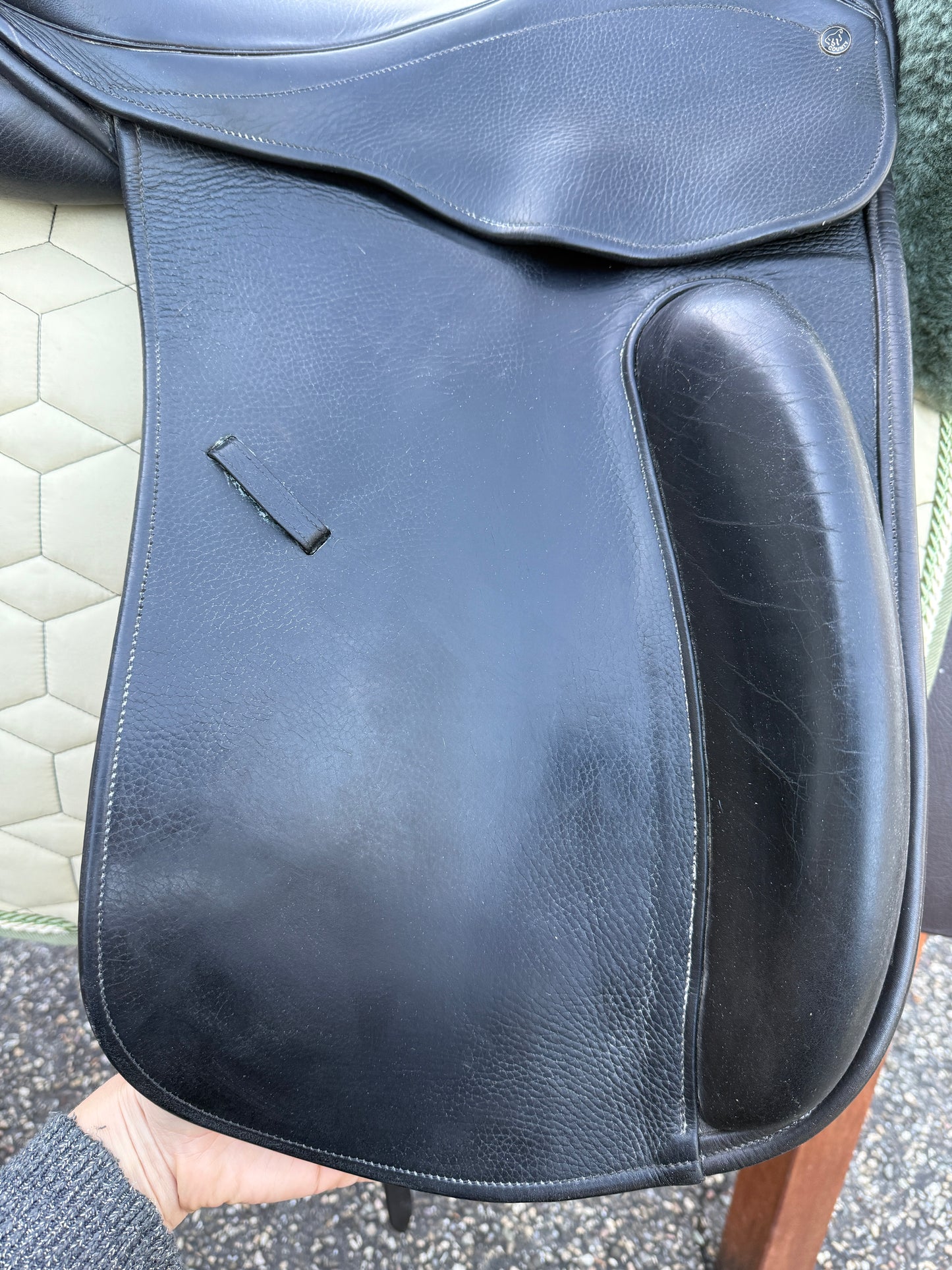 #224 County Perfection Dressursattel 17 Zoll MW