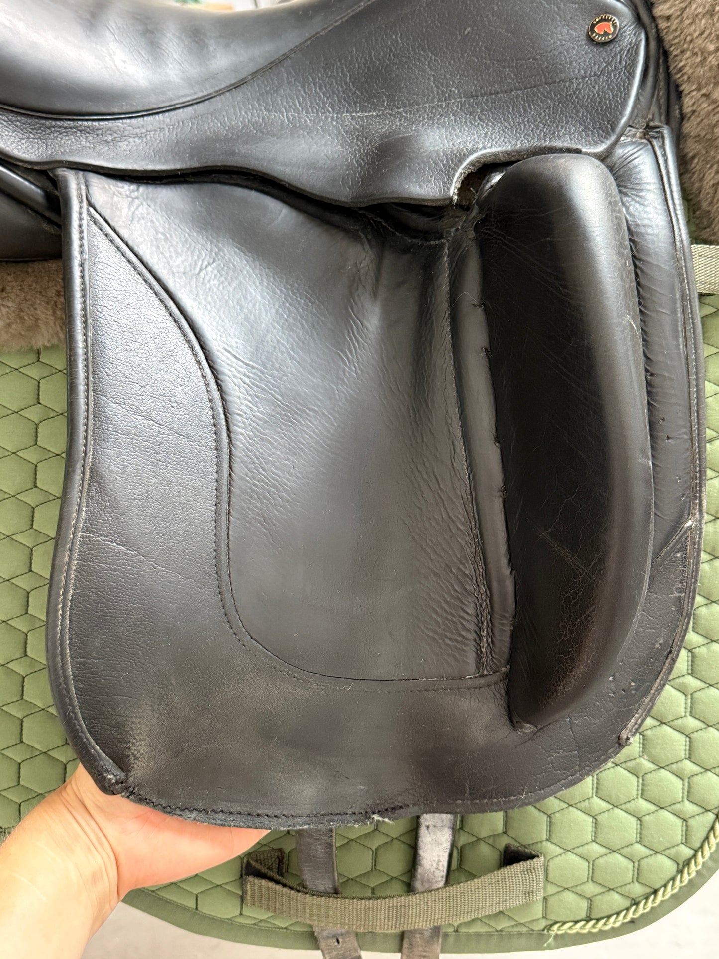 Dresch Dressursattel 17 Zoll Monoblatt - auch für Ponys