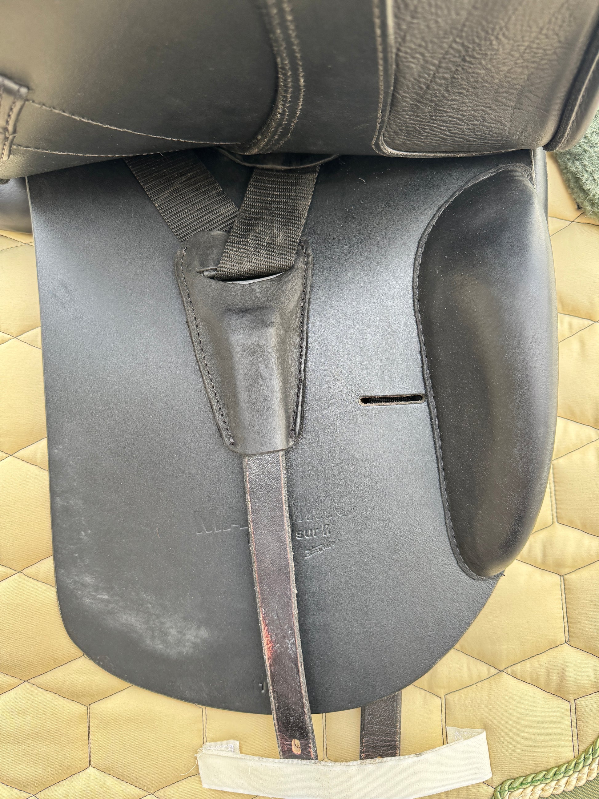 Bates Isabell Black 17 Equestrian Saddle | Achetez sur Bates Isabell Black 17 Equestrian Saddle | Achetez sur