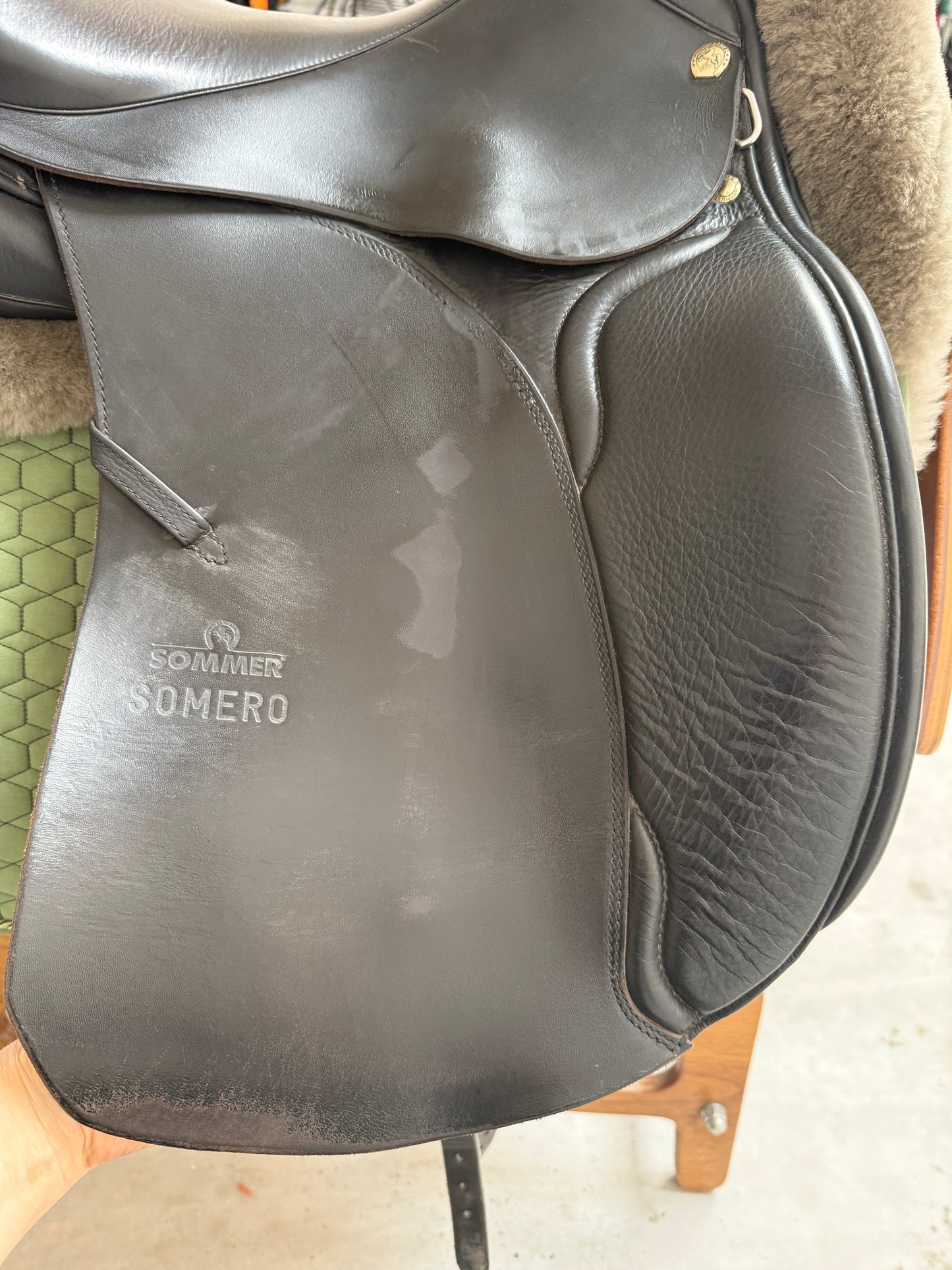 Sommer Somero Dressursattel 17,5 Zoll Protection Kissen aus 2023