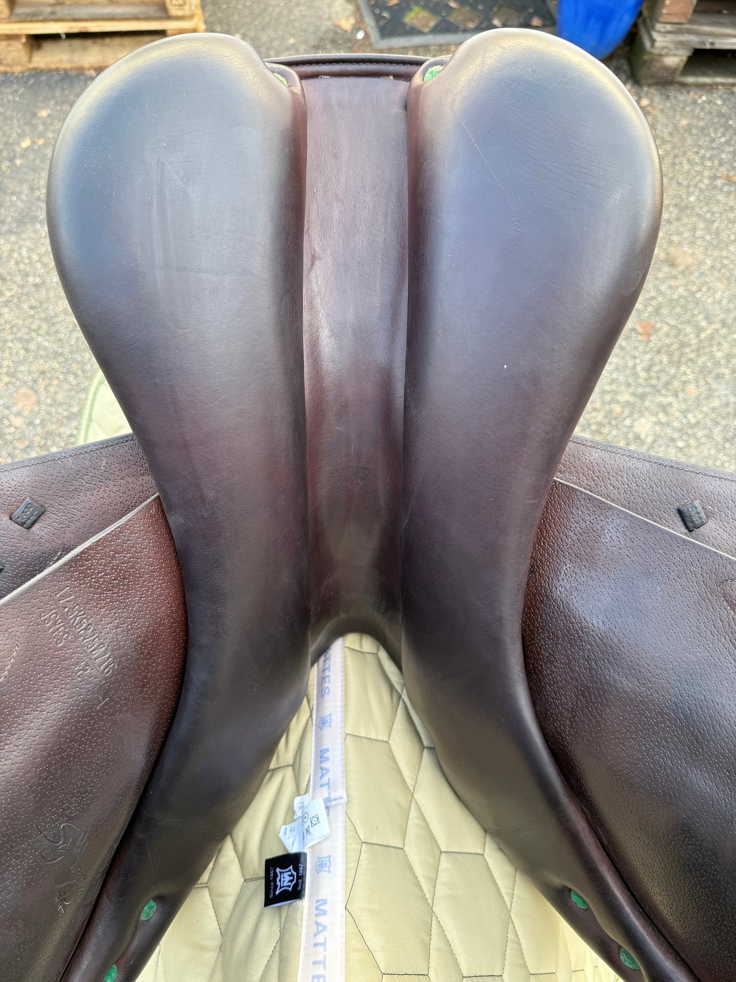 #246 Selleria Equipe Synergy Special Springsattel 17,5 Zoll braun