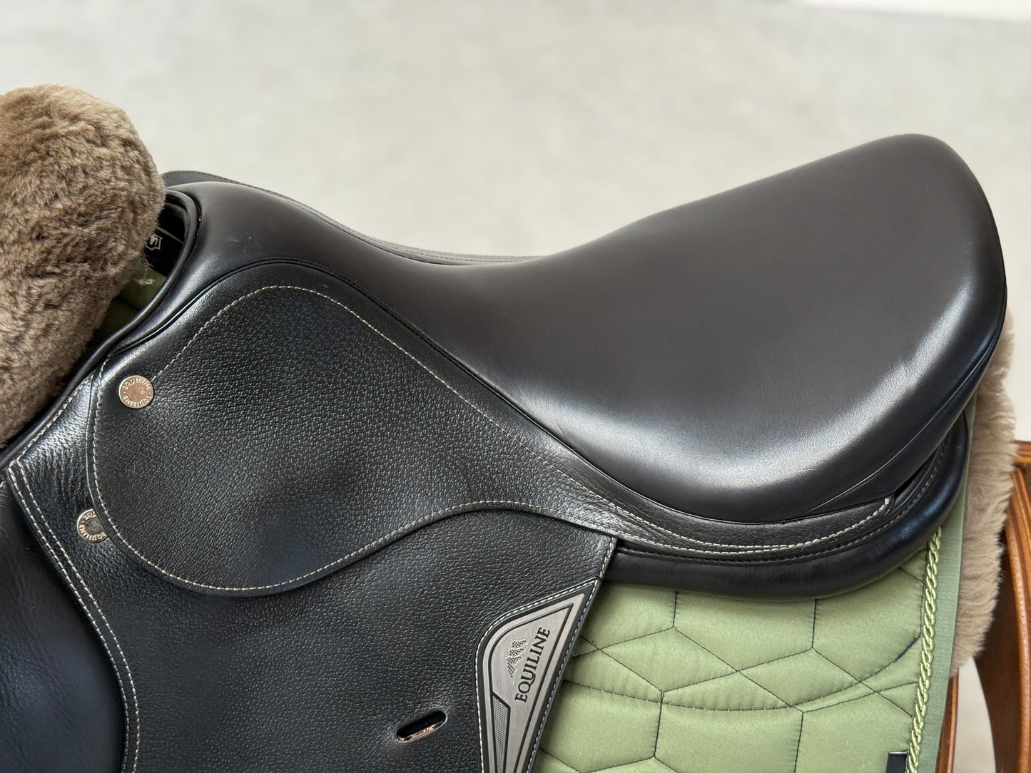 Equiline Springsattel Talent 17 Zoll M