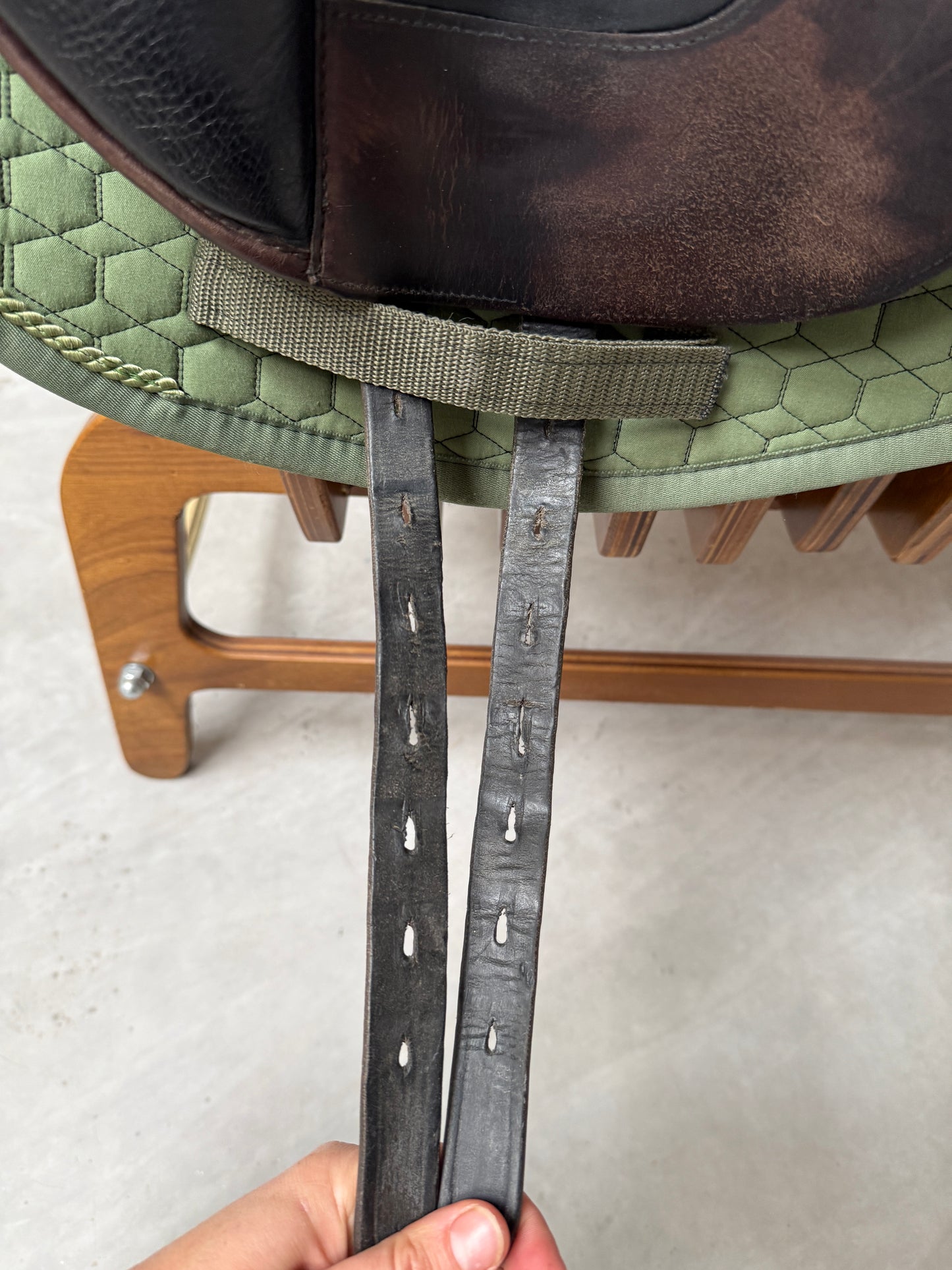 Hennig ESF Ergo Saddlefit Platin Dressursattel Monoblatt 17,5 Zoll